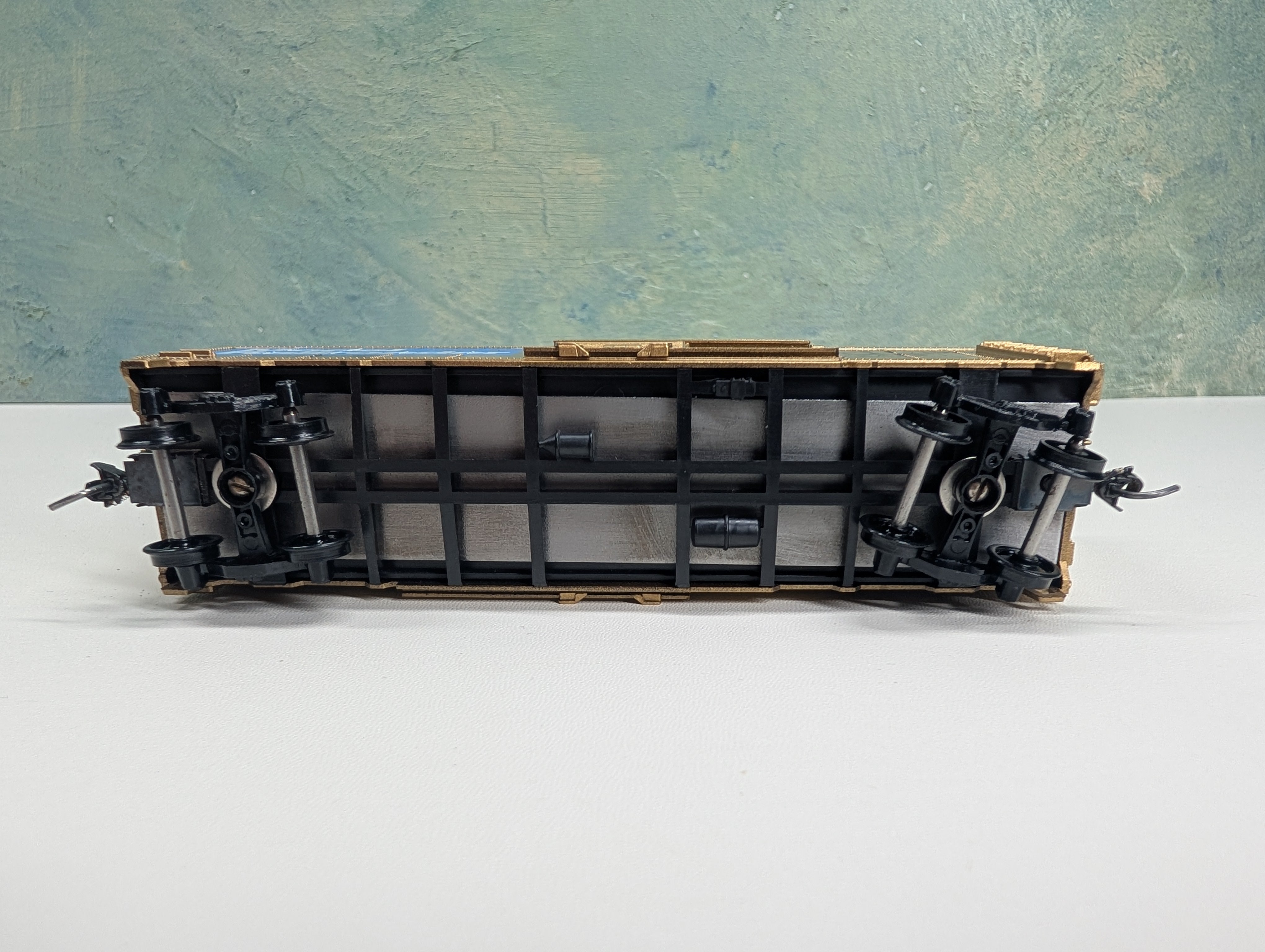 USED Athearn HO Scale 40' Box Car Model Railroader Anniversary Car MRT #501984