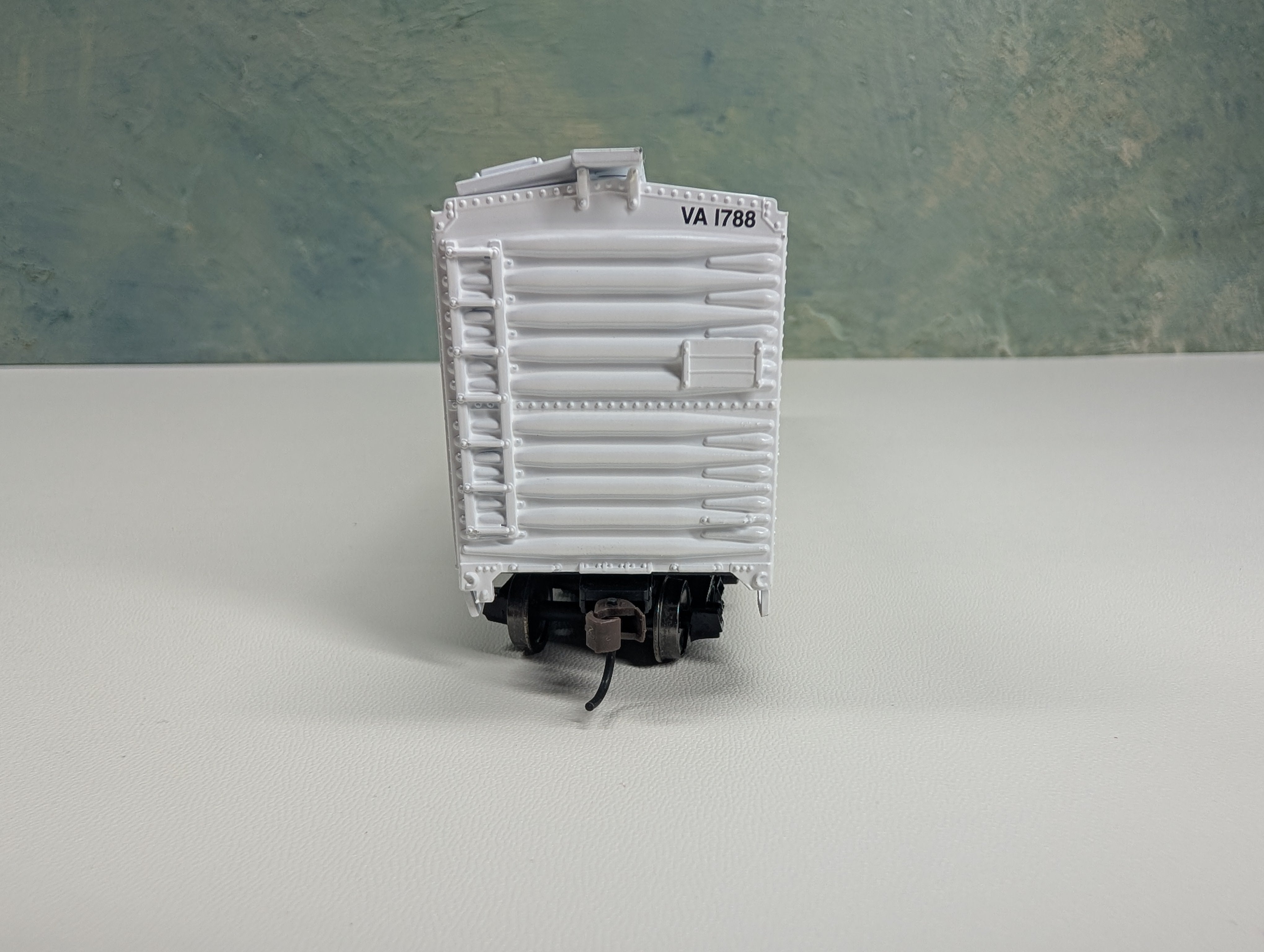 USED Athearn 93346 HO Scale USPS 50' SD Box Car Virginia VA #1788