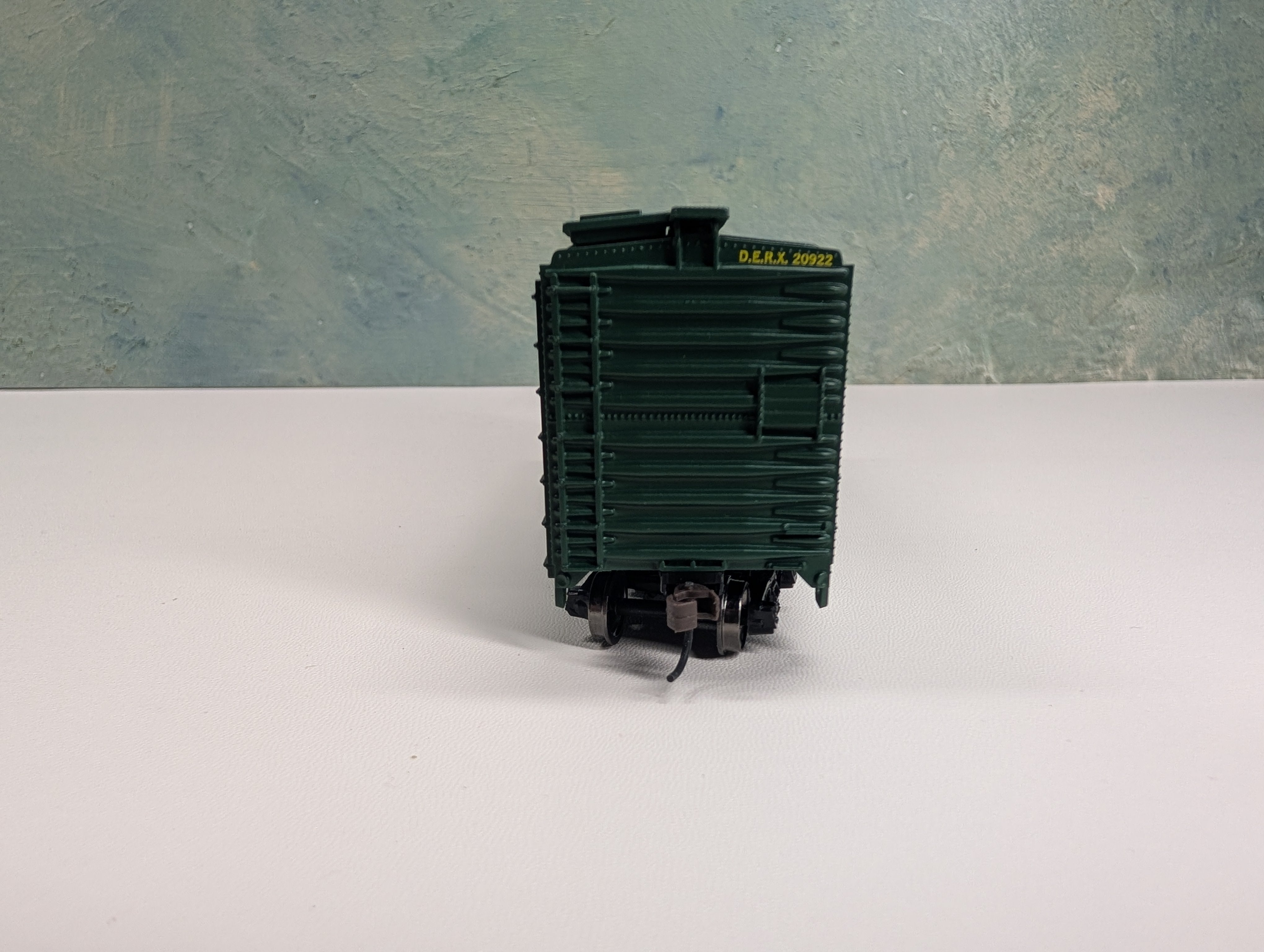 USED Athearn 8172 HO Scale John Deere 40' Box Car DERX #20922