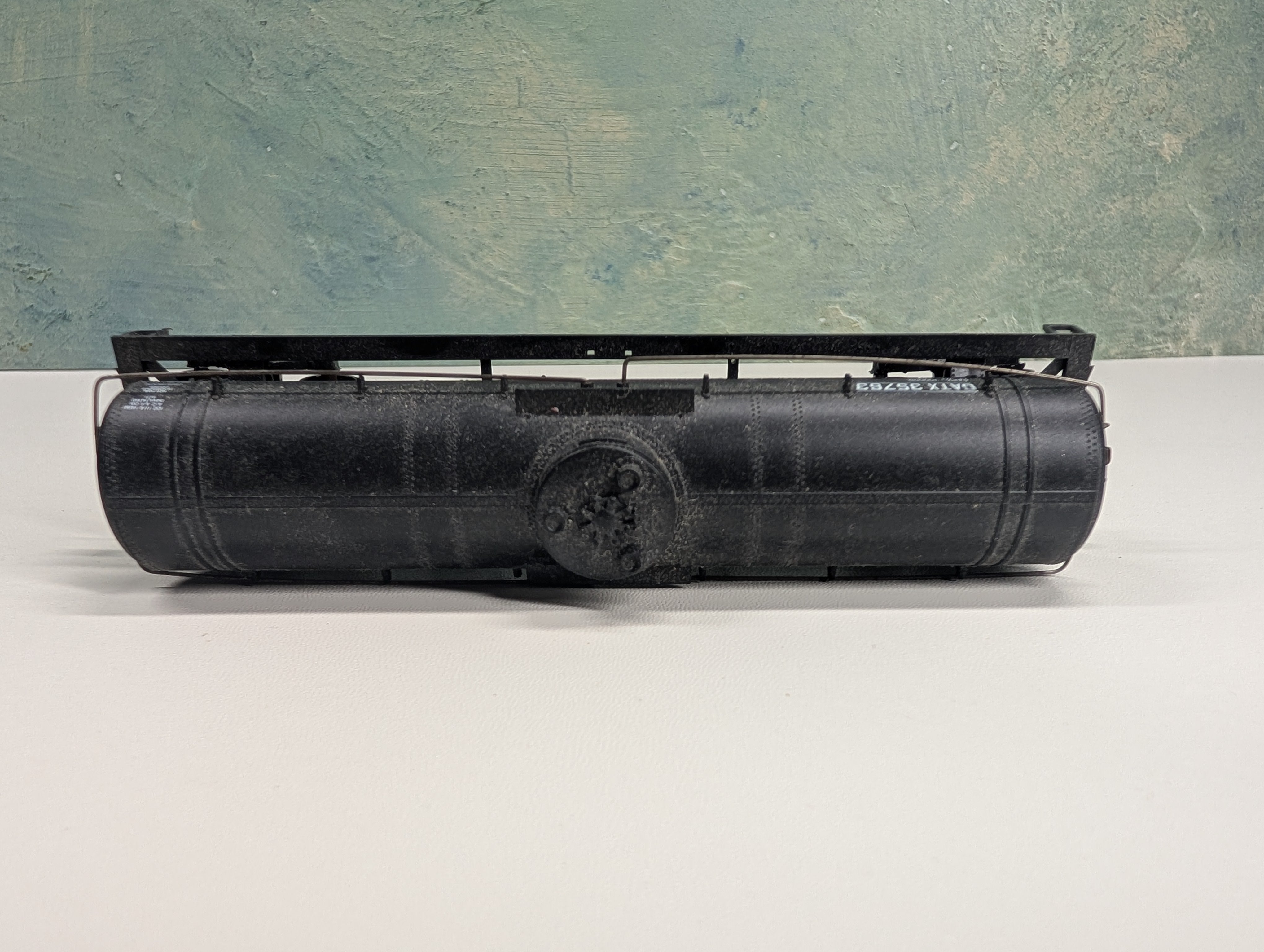 USED Athearn HO Scale Single Dome Tank Car GATX #35763