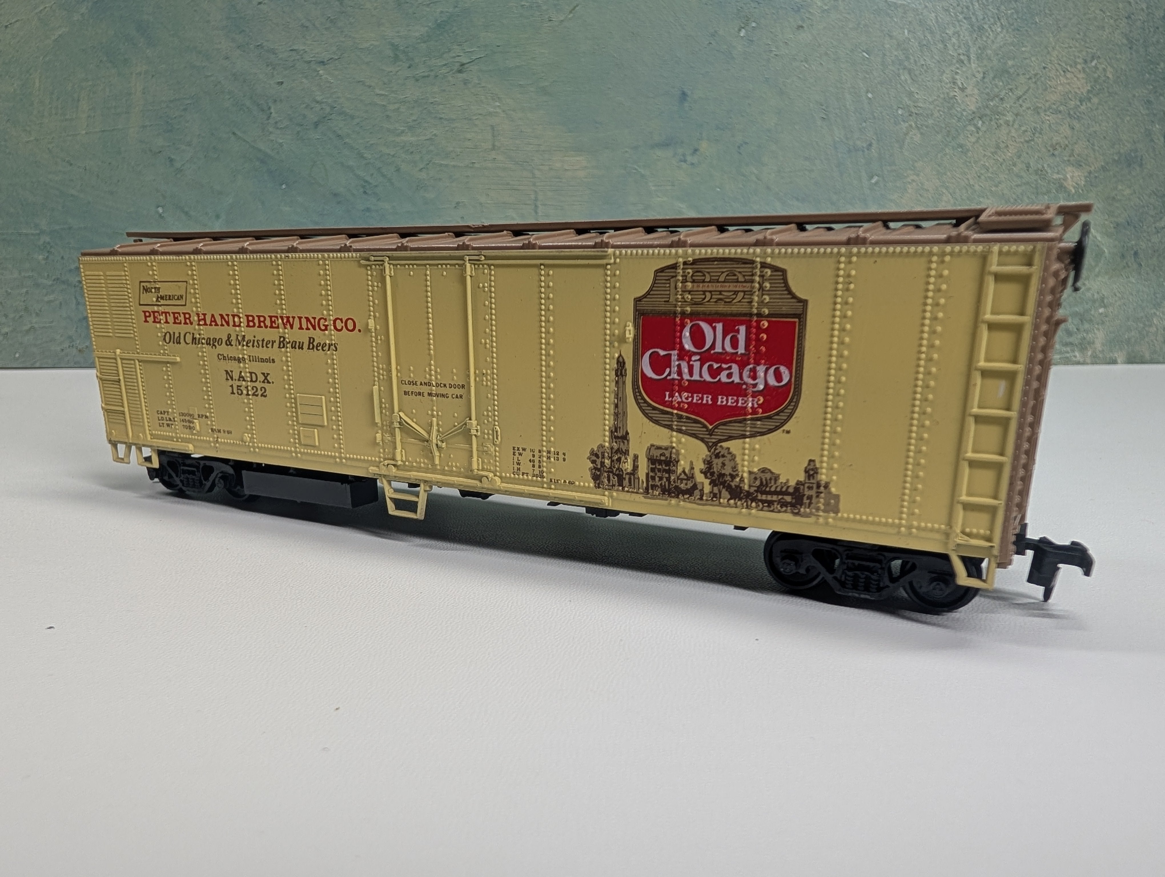 USED Athearn HO Scale 50' Beer Car Old Chicago Lager NADX #15122