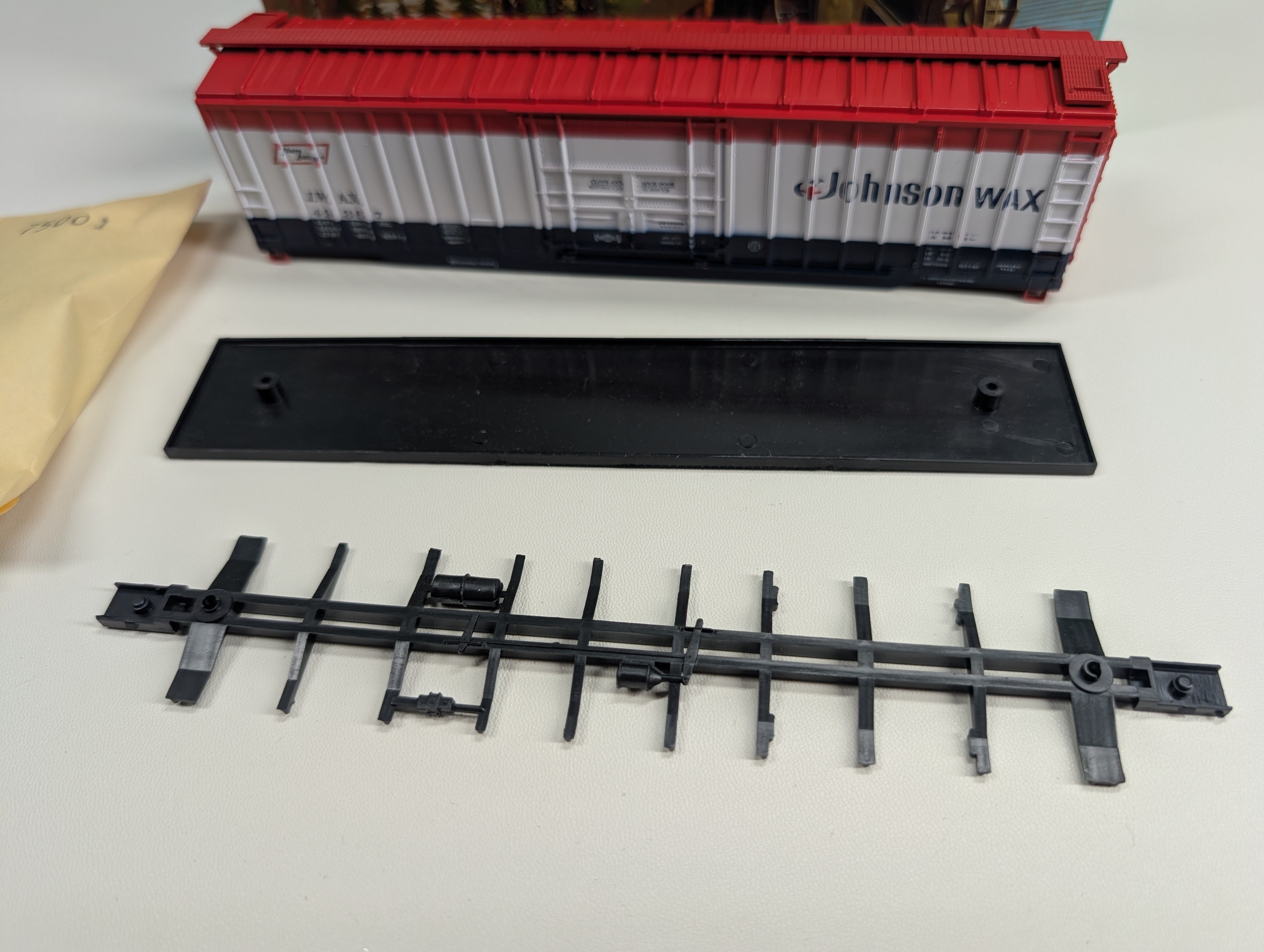 USED Athearn 5282 HO Scale 50' Box Car Johnson's Wax JWAX #49367 KIT