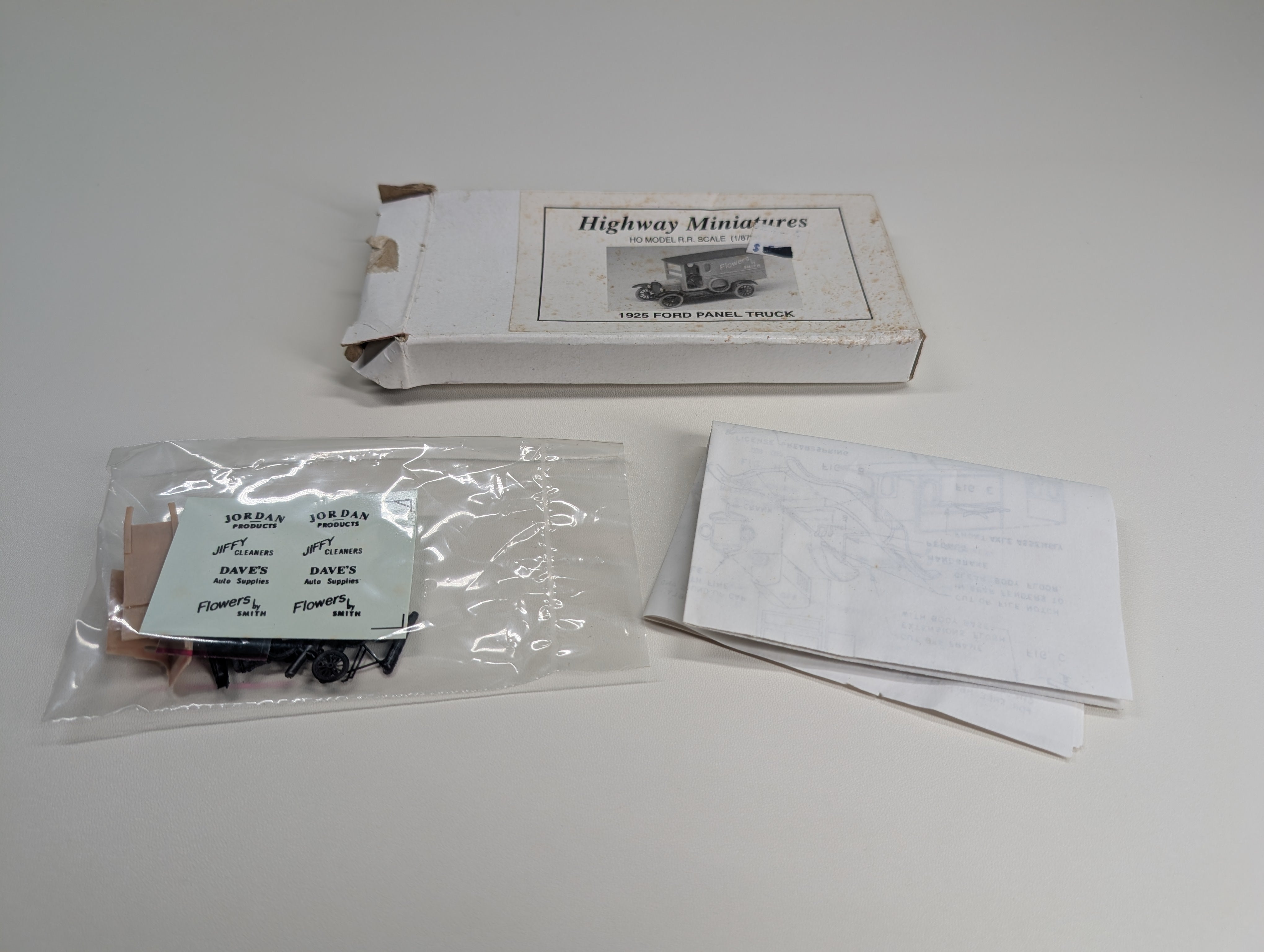 Highway Miniatures 360-216 HO Scale Jordan 1925 Ford Panel Truck KIT