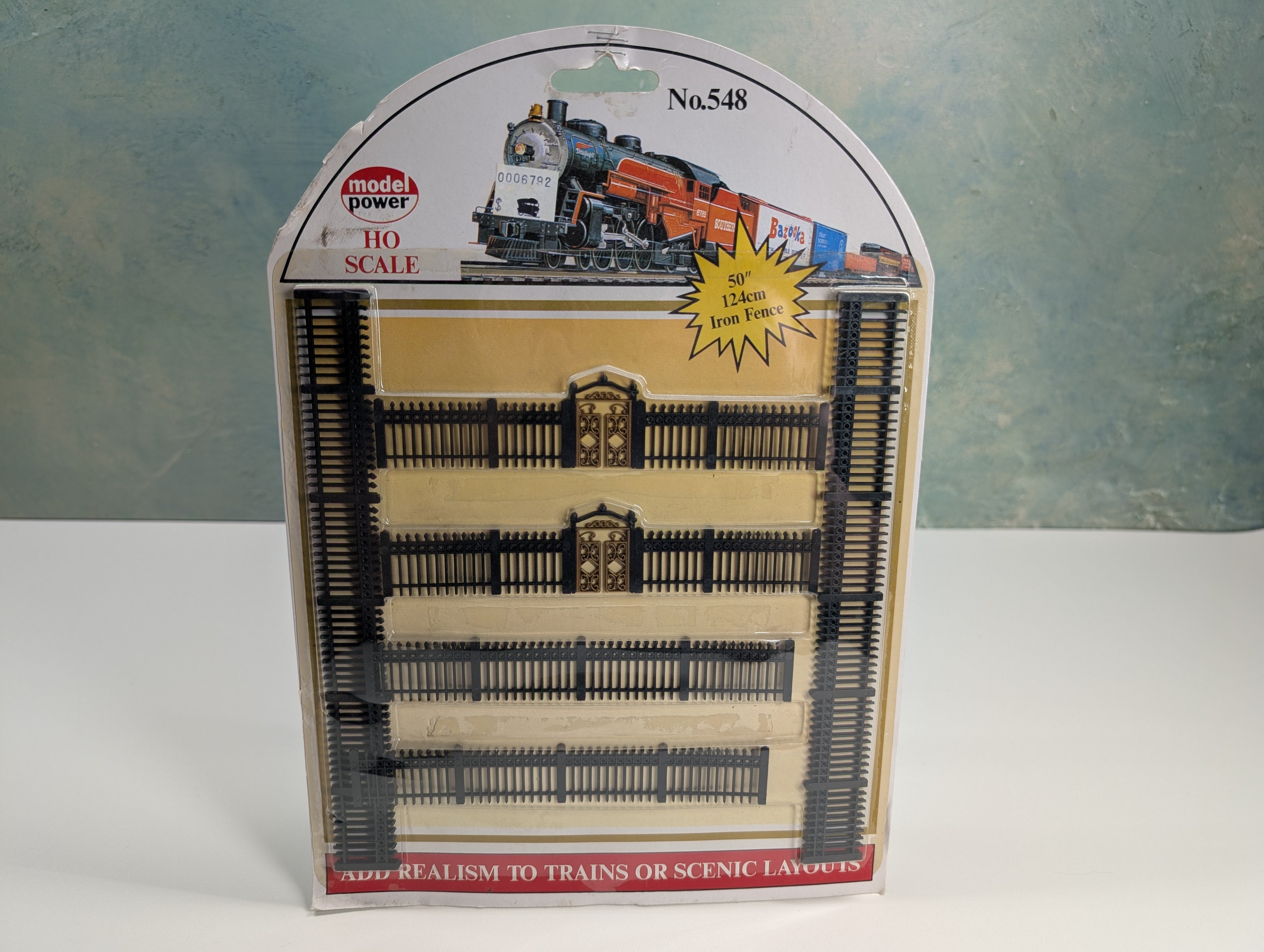 Model Power 548 HO Scale Iron Fence w/ Gate