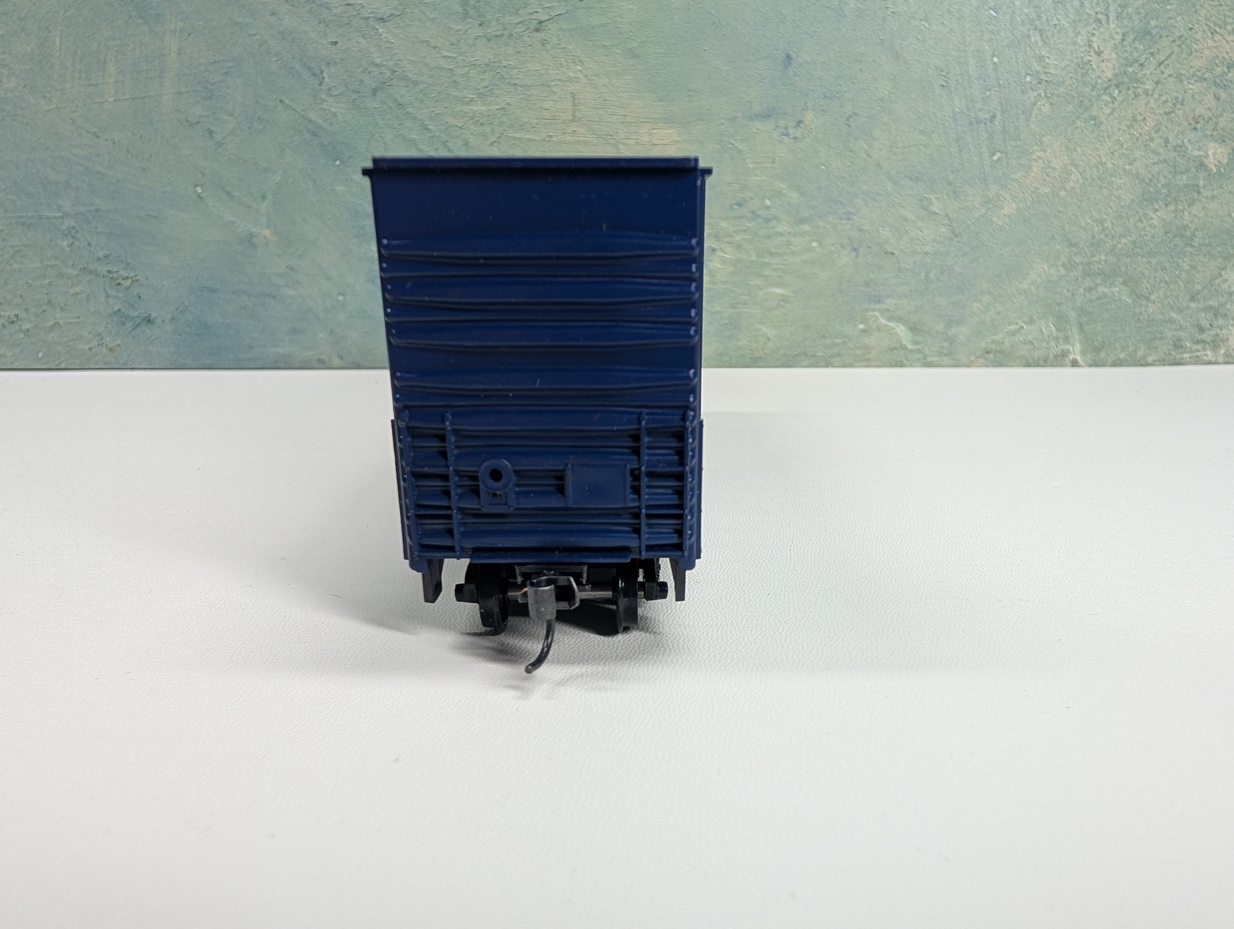 USED Roundhouse HO Scale HI-Cube Box Car Chessie System C&O