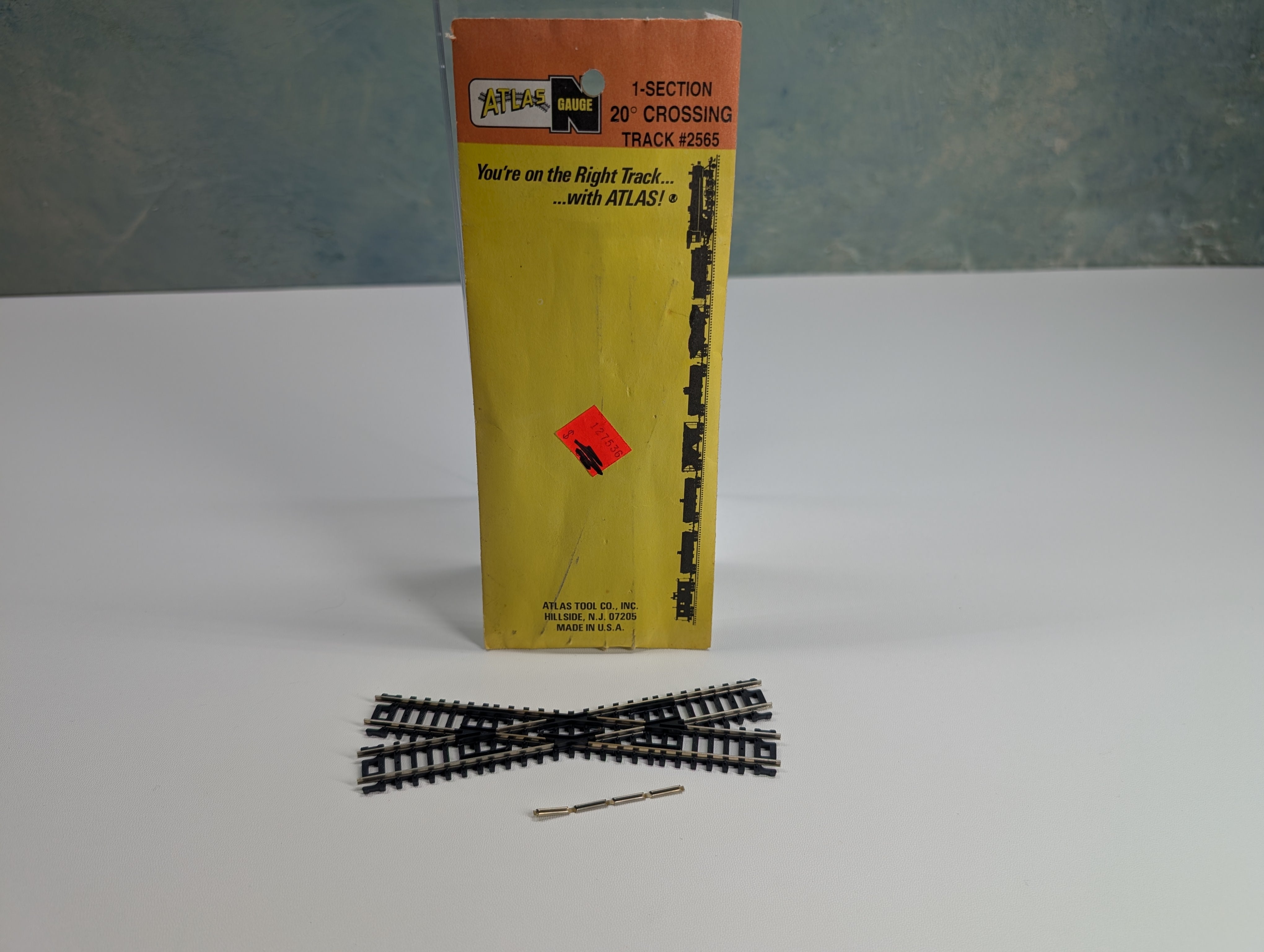 Atlas 2565 N Scale 20 Degree Crossing, Nickel Silver Snap Track (1 pc)