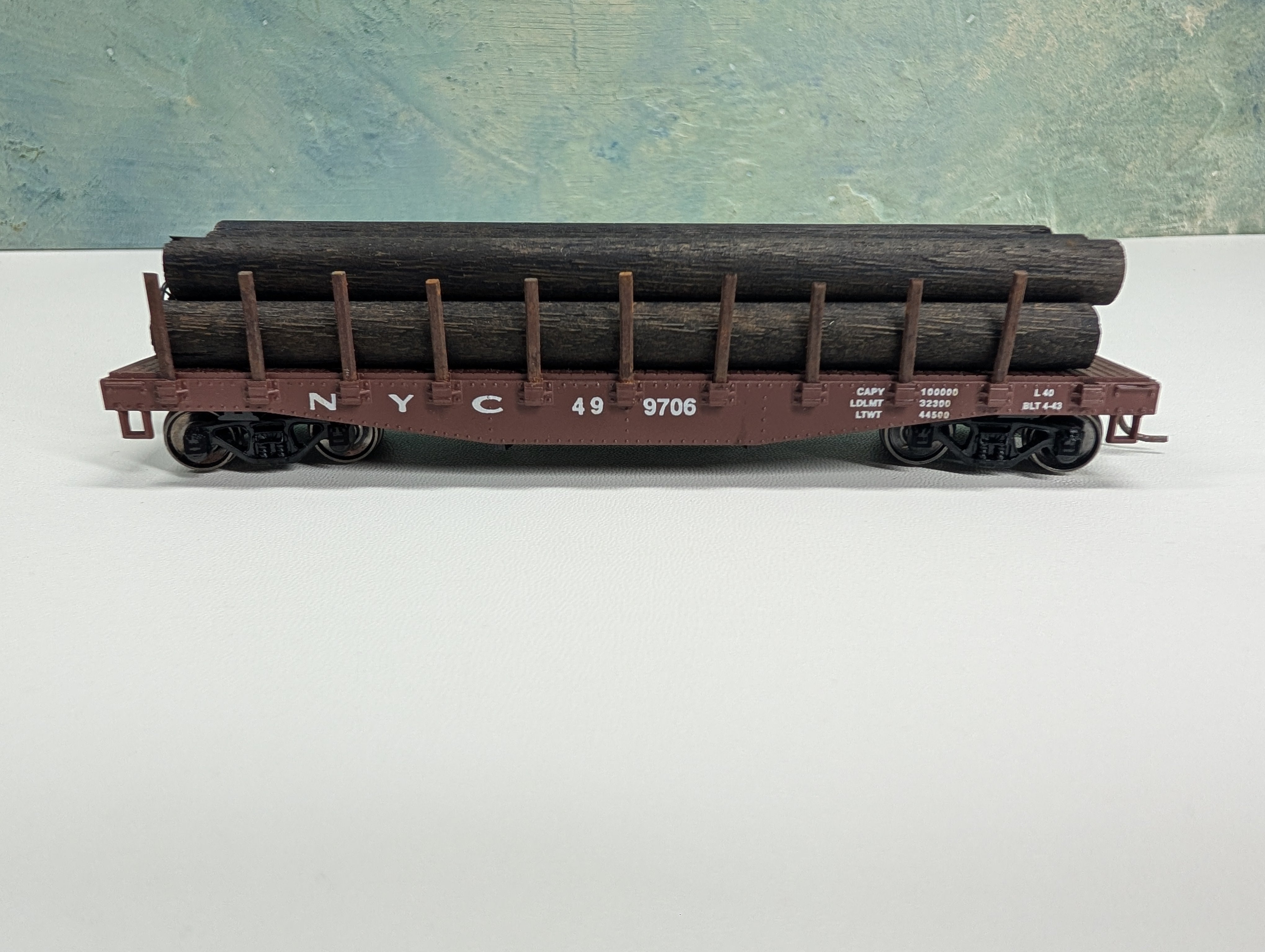 USED Athearn HO Scale Stake Flat Car w/ Lumber New York Central NYC #499706 Metal Wheels