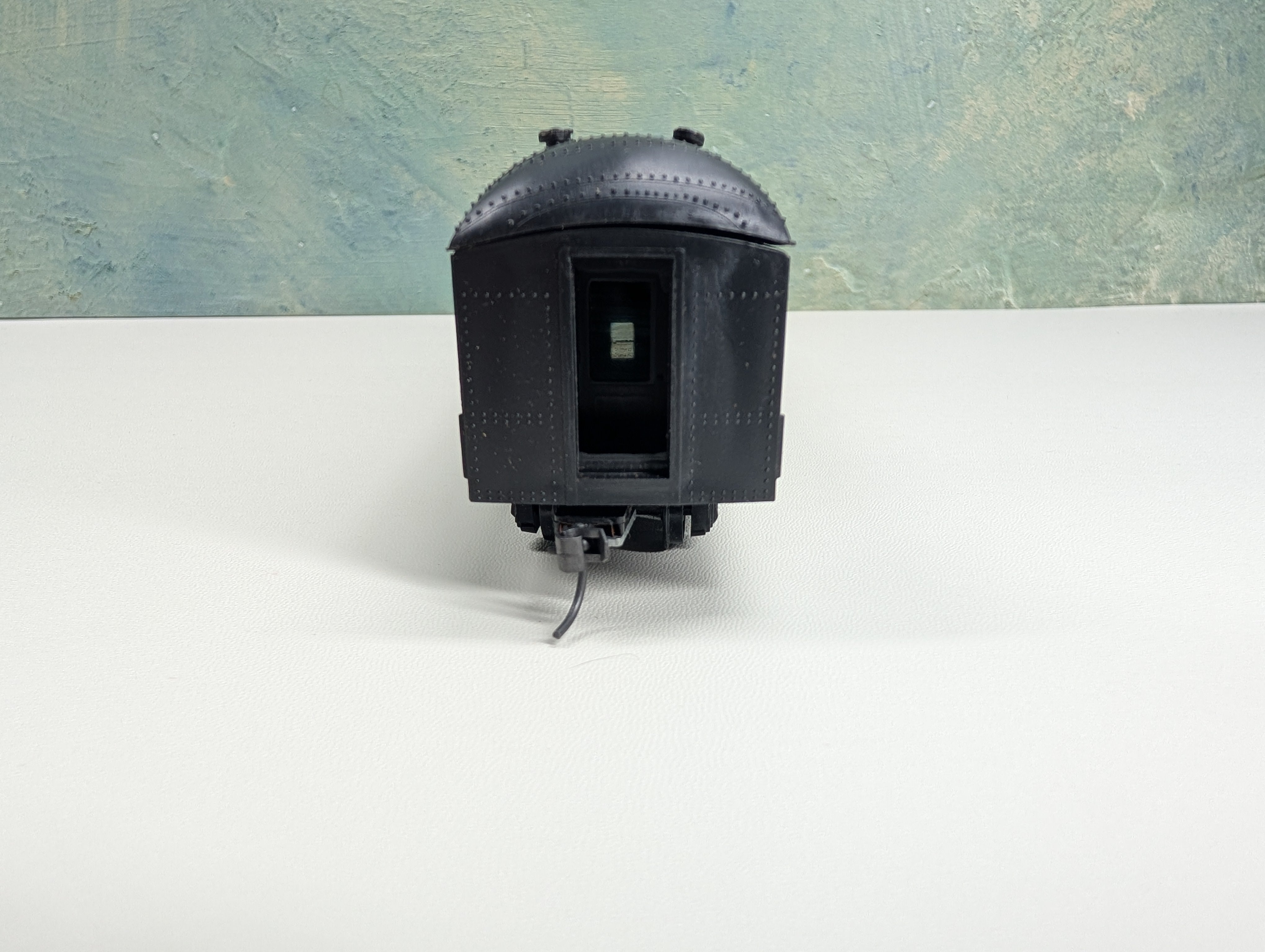 USED Roundhouse HO Scale Harriman Style Combination Passenger Car Black Undecorated