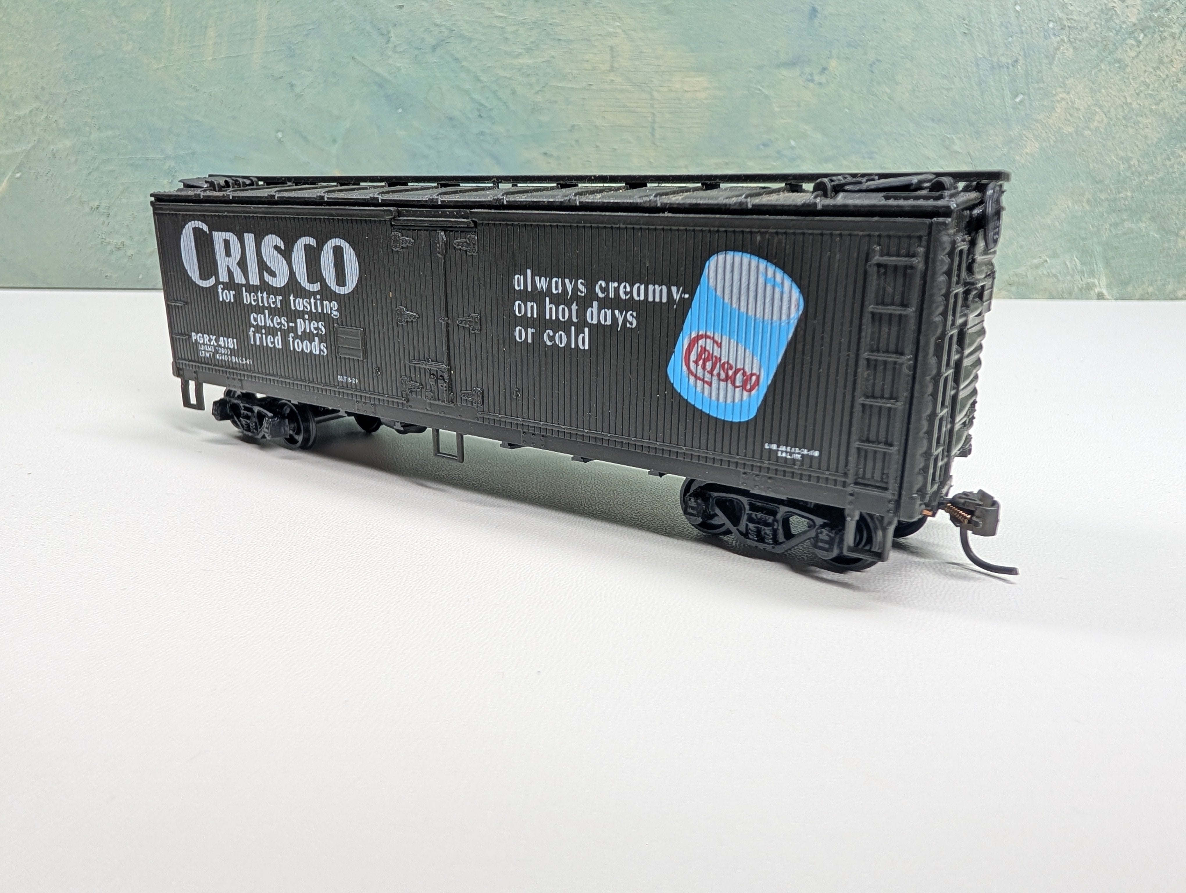 USED Athearn HO Scale 40' Wooden Reefer Crisco PGRX #4181