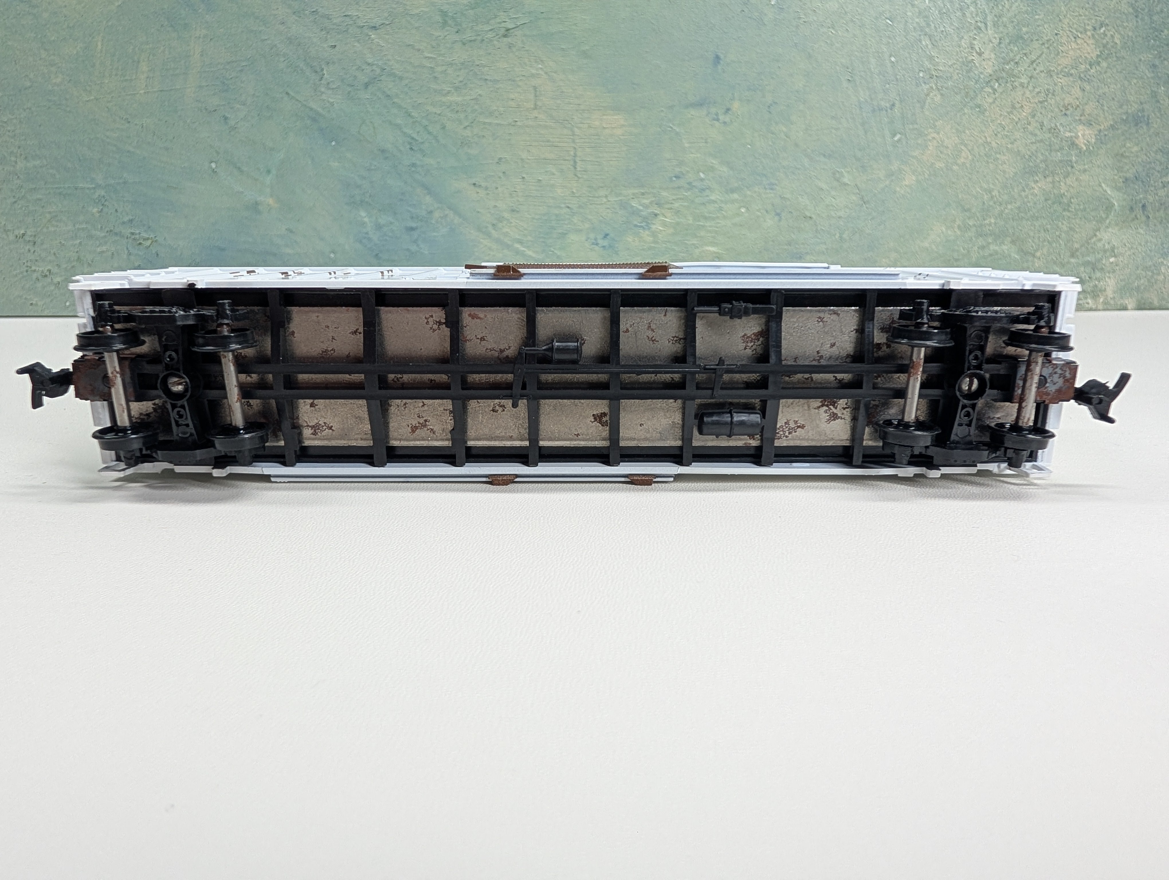 USED Athearn HO Scale 50' Box Car McCloud River Railroad MR #2098 Bev-Bel