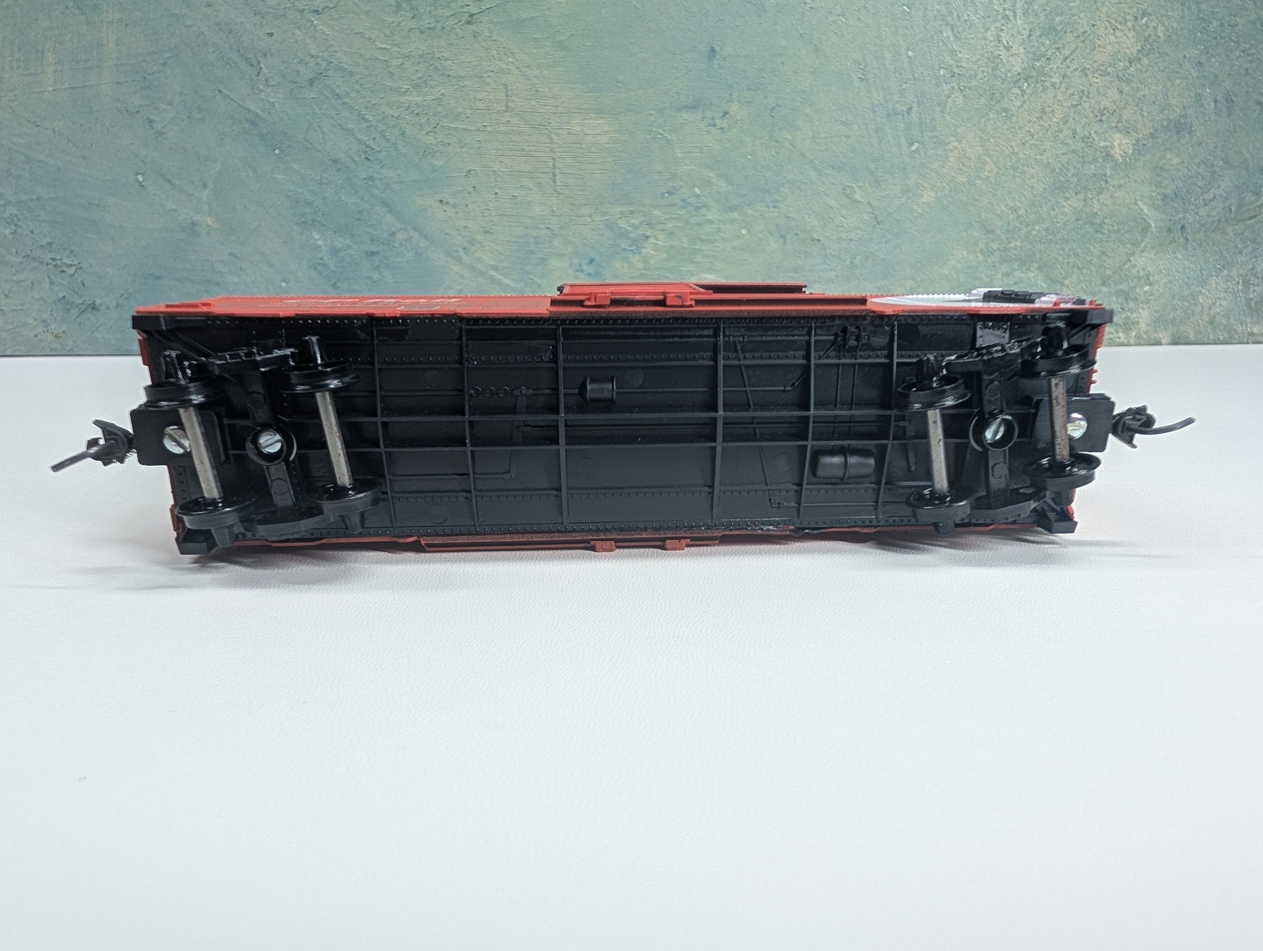 USED Roundhouse HO Scale 40' Box Car CP Rail #269423