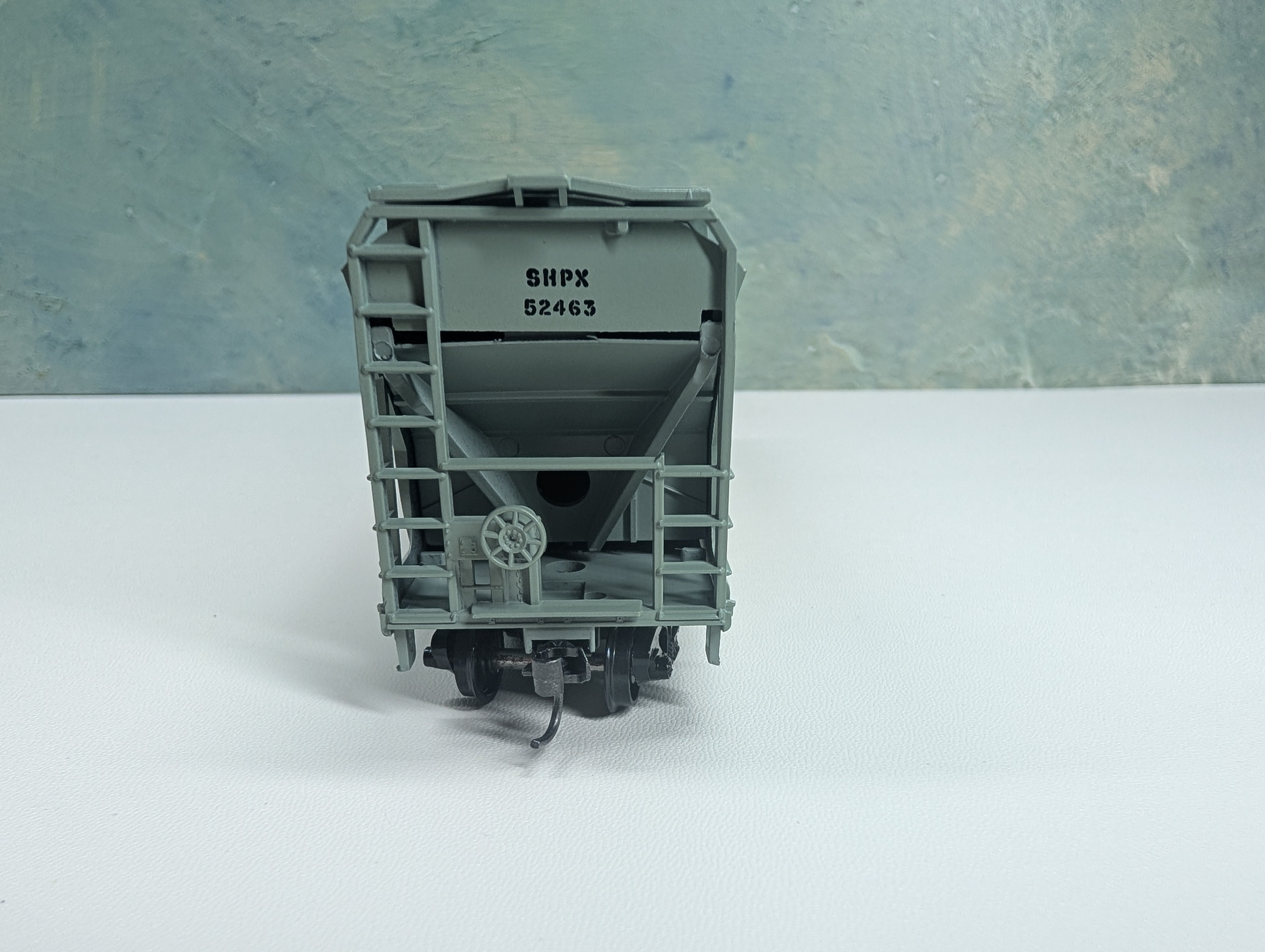 USED Athearn HO Scale ACF Centerflow Covered Hopper GULF SHPX #52463