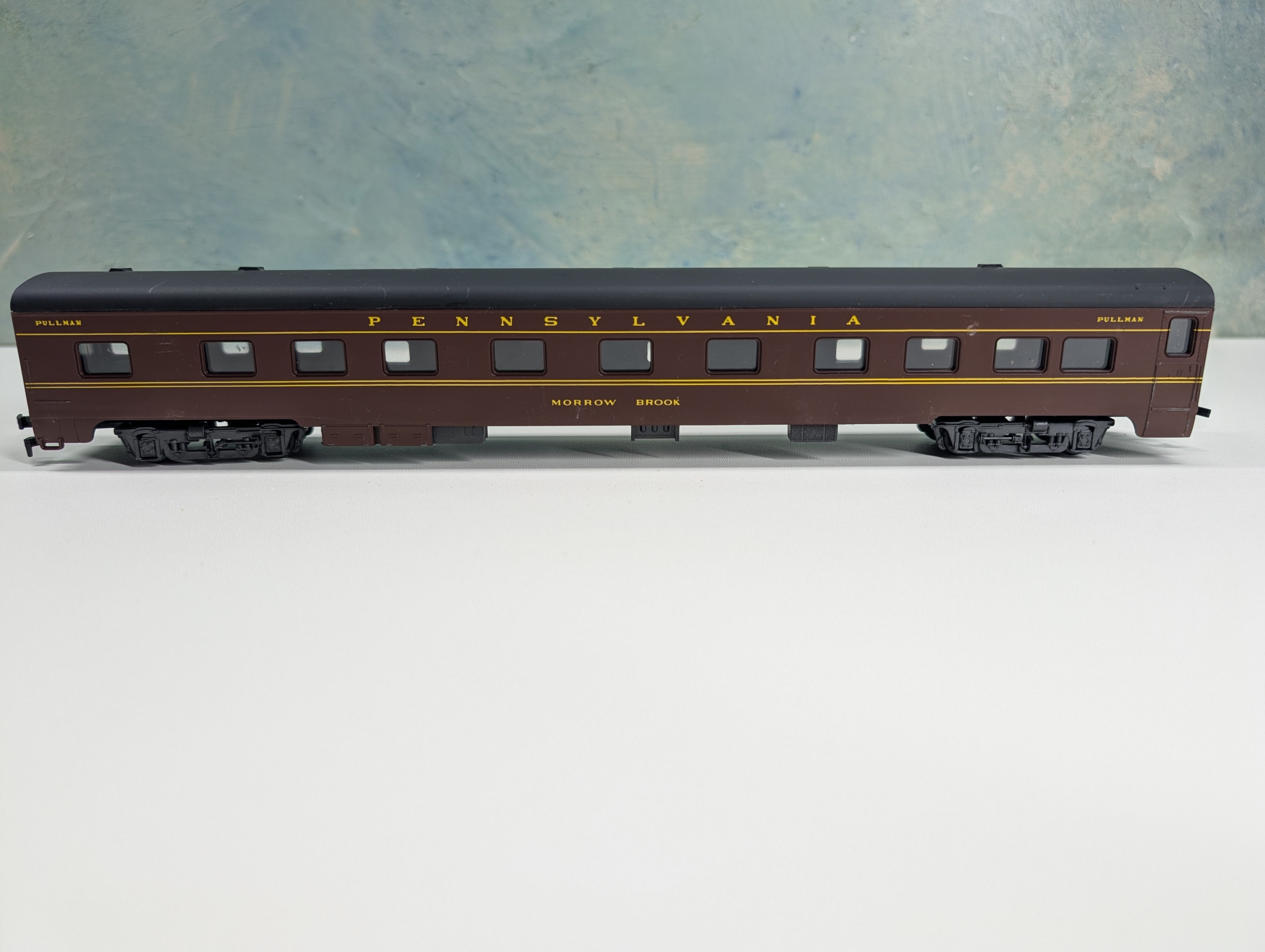 USED Rivarossi HO Scale Pullman Passenger Car Pennsylvania Morrow Brook