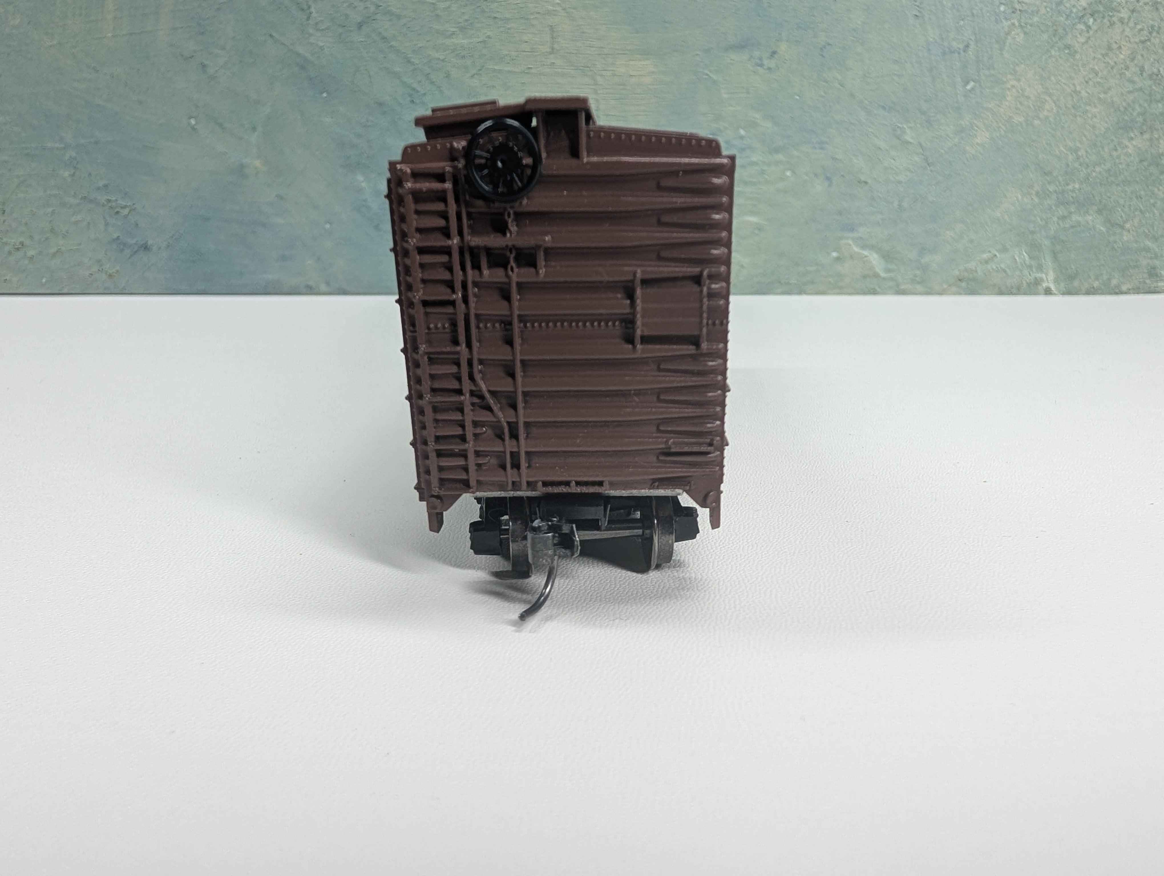 USED Athearn HO Scale 40' Box Car New Haven NH #30564 Metal Wheels