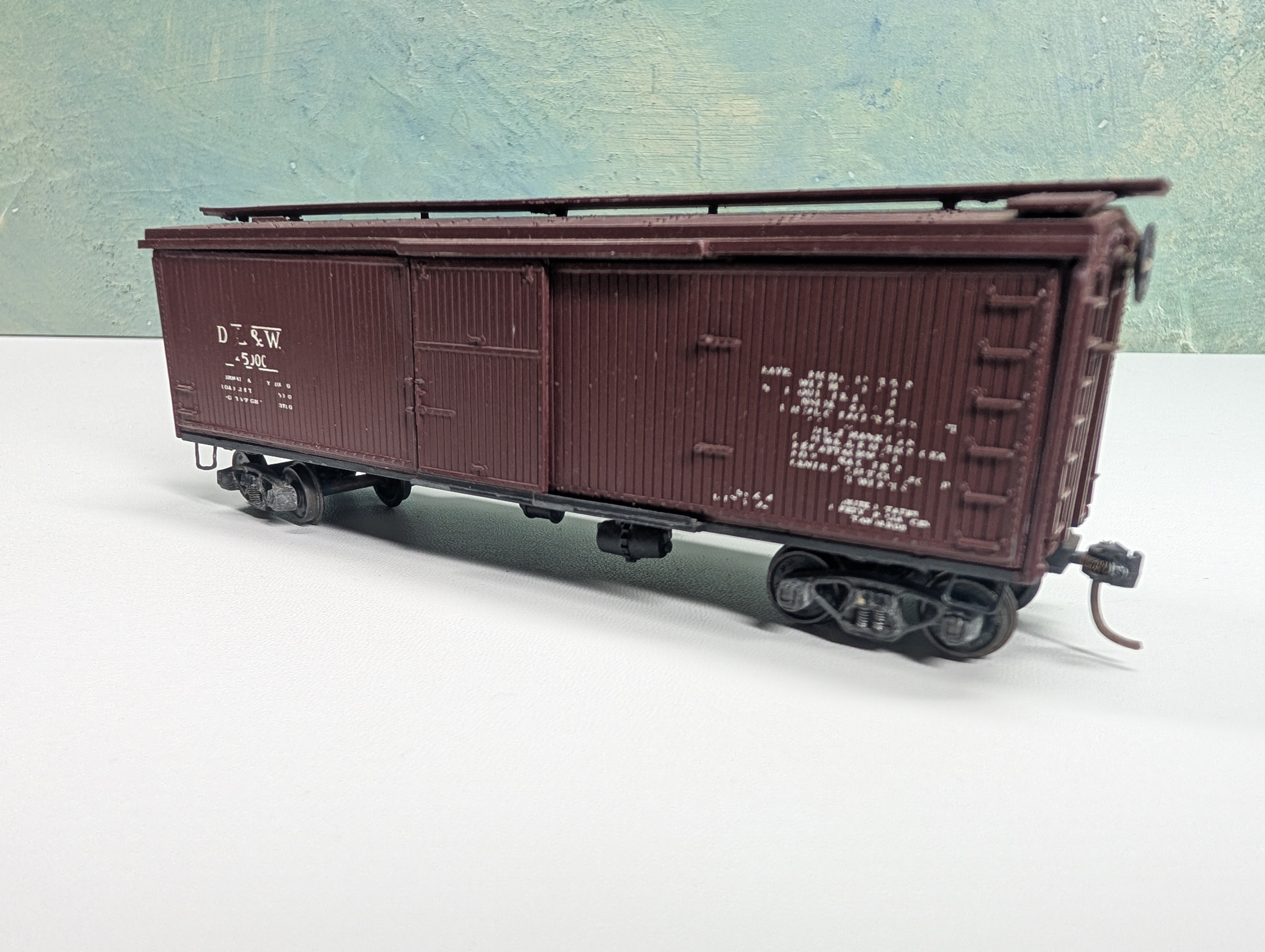 USED HO Scale Wood Box Car (metal) Delaware, Lackawanna and Western DL&W #45000 Vintage