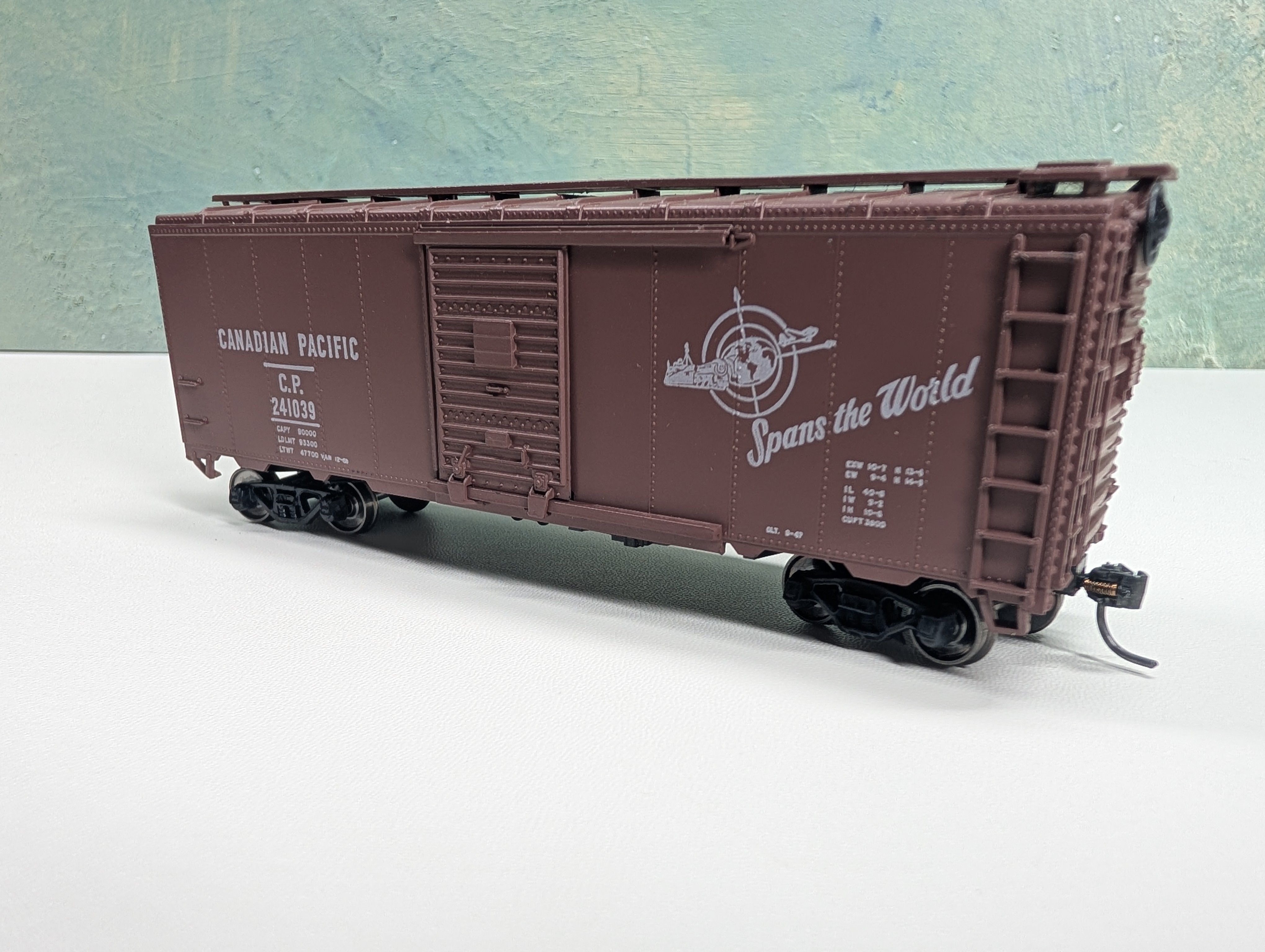 USED Athearn HO Scale 40' Box Car Canadian Pacific CP #241039 Metal Wheels