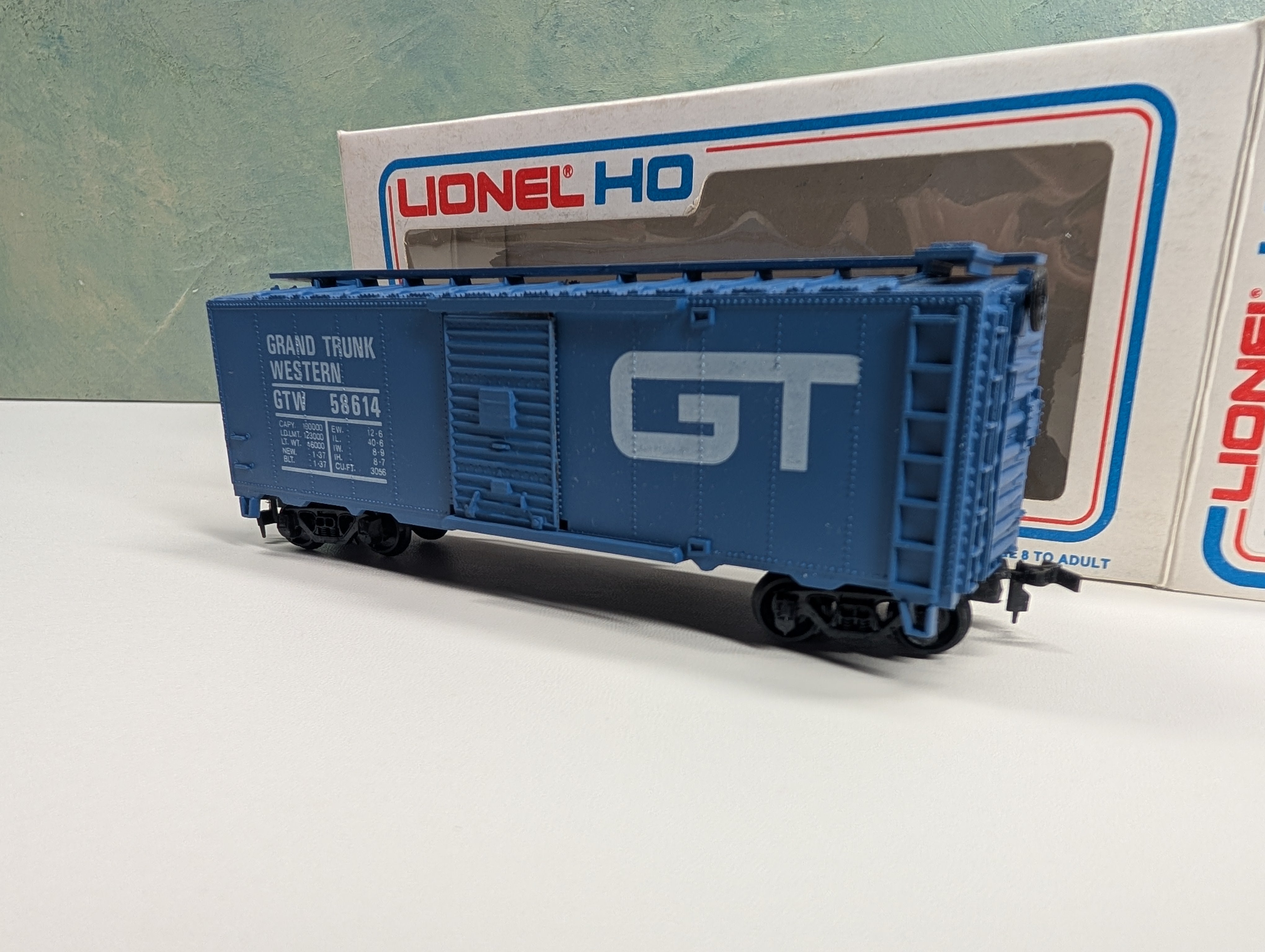 USED Lionel HO Scale 40' Steel Box Car Grand Trunk Western GTW #58614