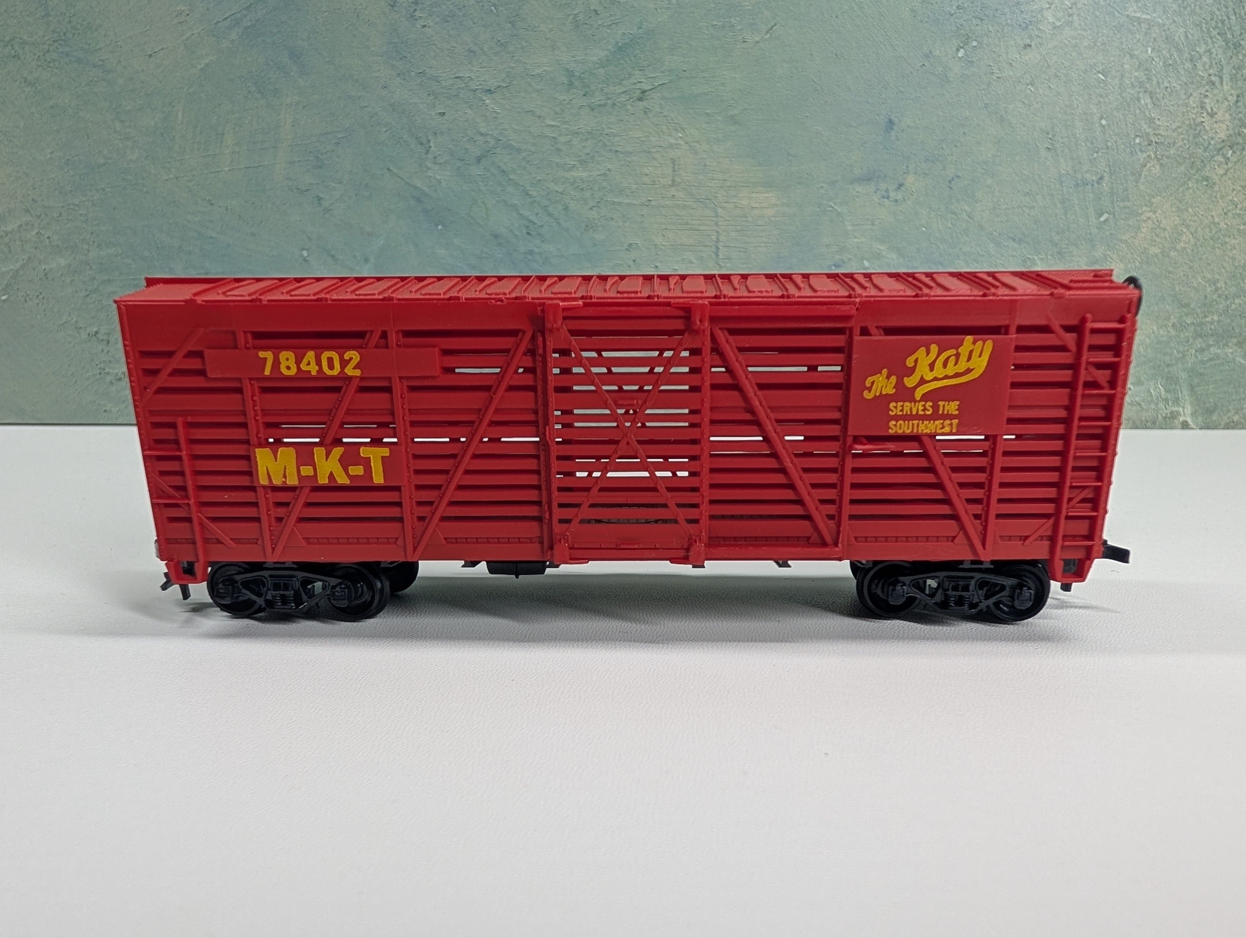 USED Lionel HO Scale Stock Car MKT #78402