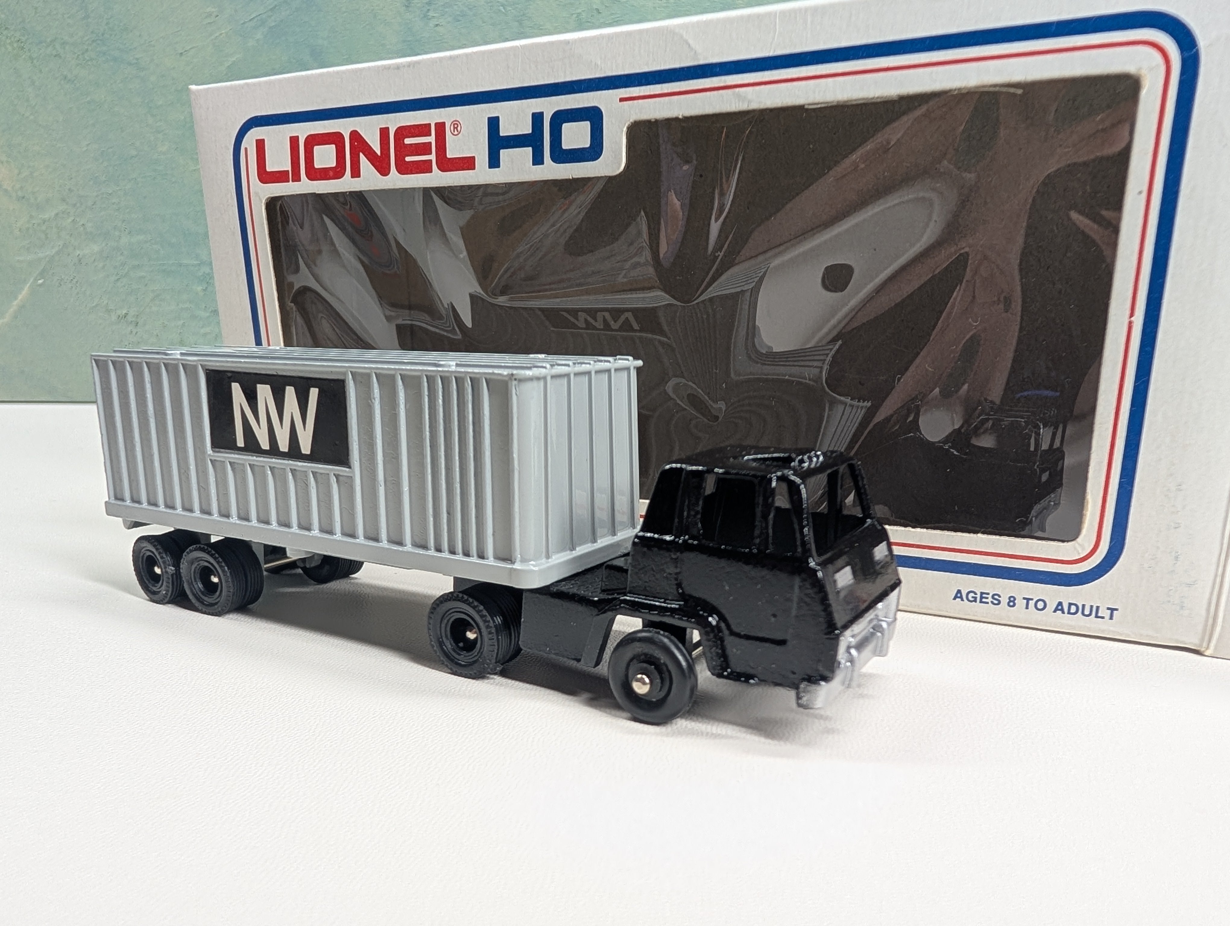 USED Lionel HO Scale Metal Trailer and Cab Norfolk & Western