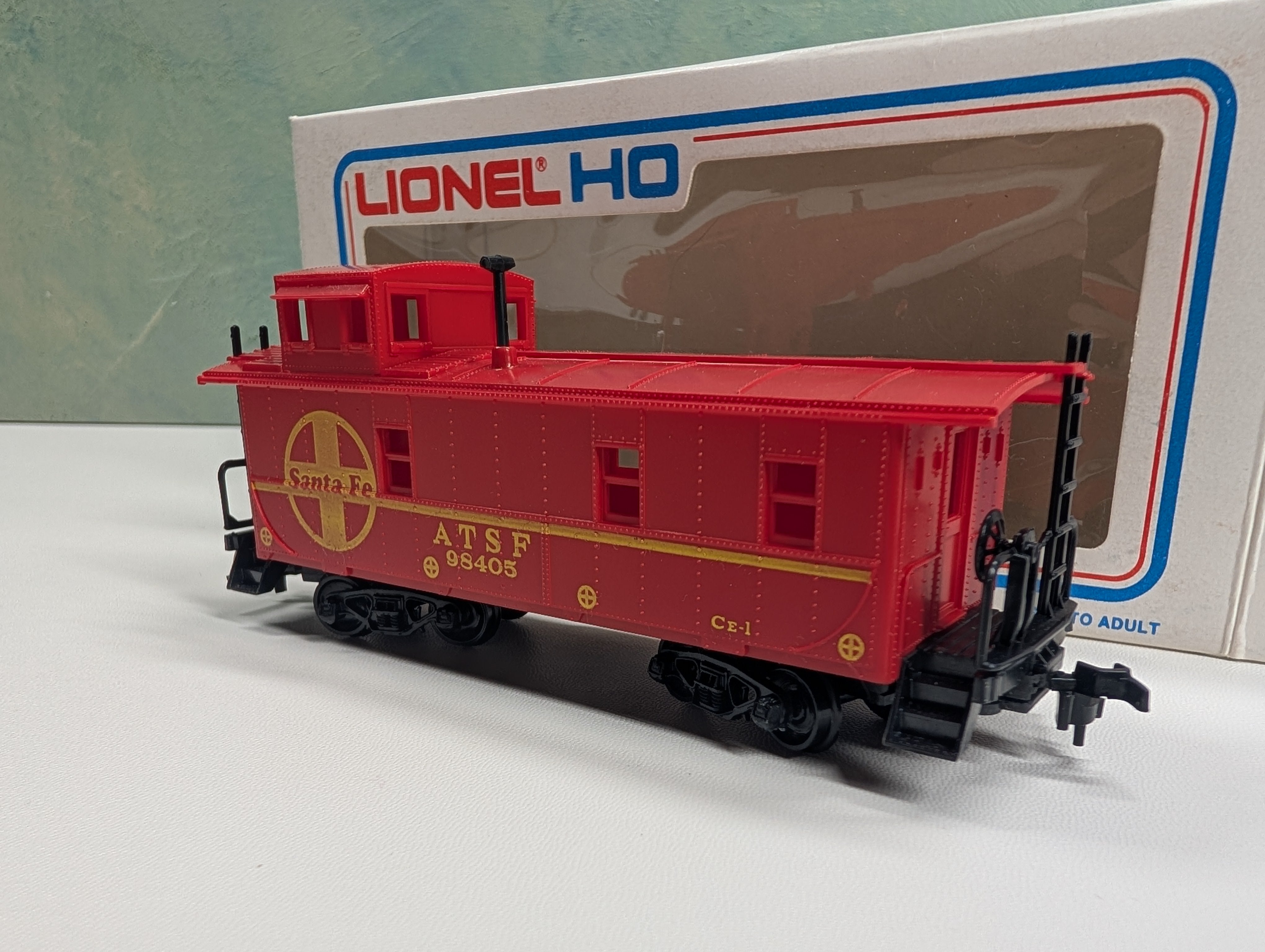 USED Lionel HO Scale Caboose Santa Fe ATSF #98405