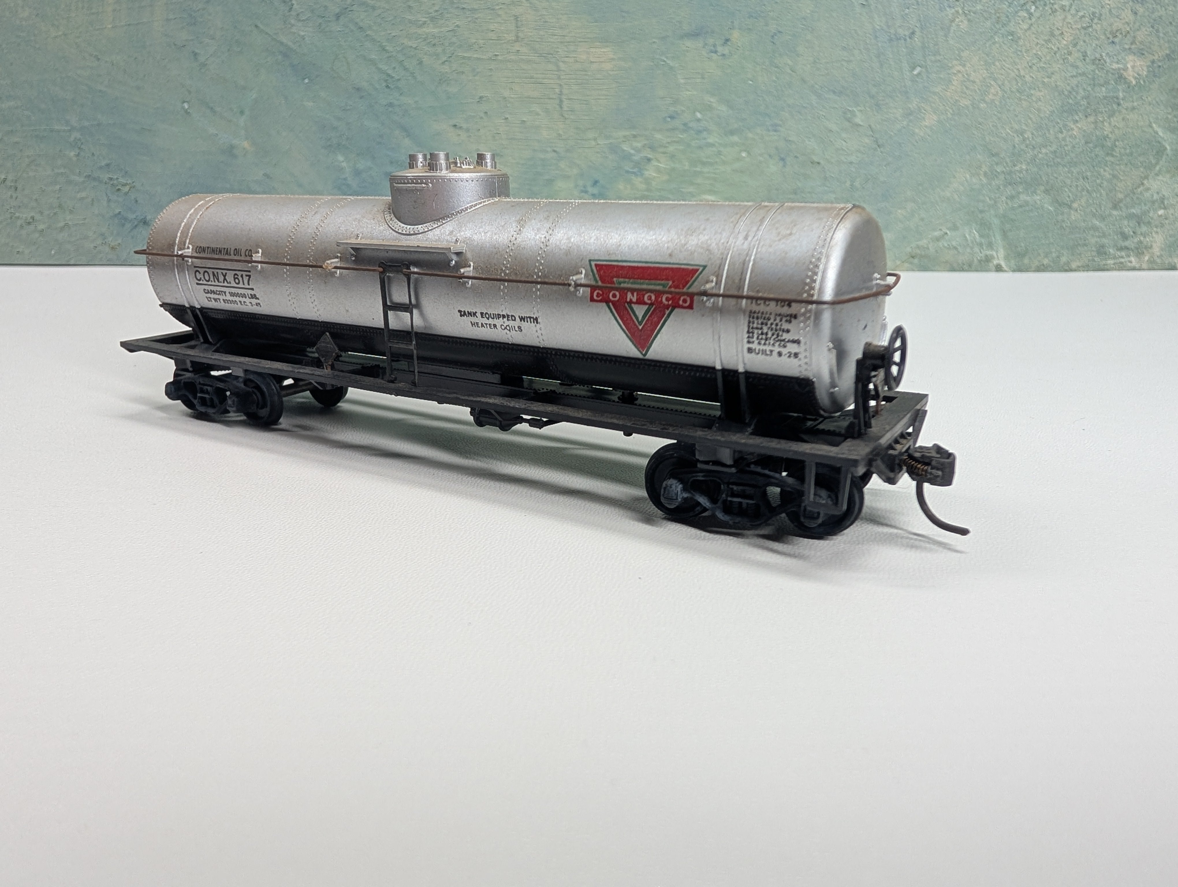 USED Athearn HO Scale Single Dome Tank Car Conoco CONX #617