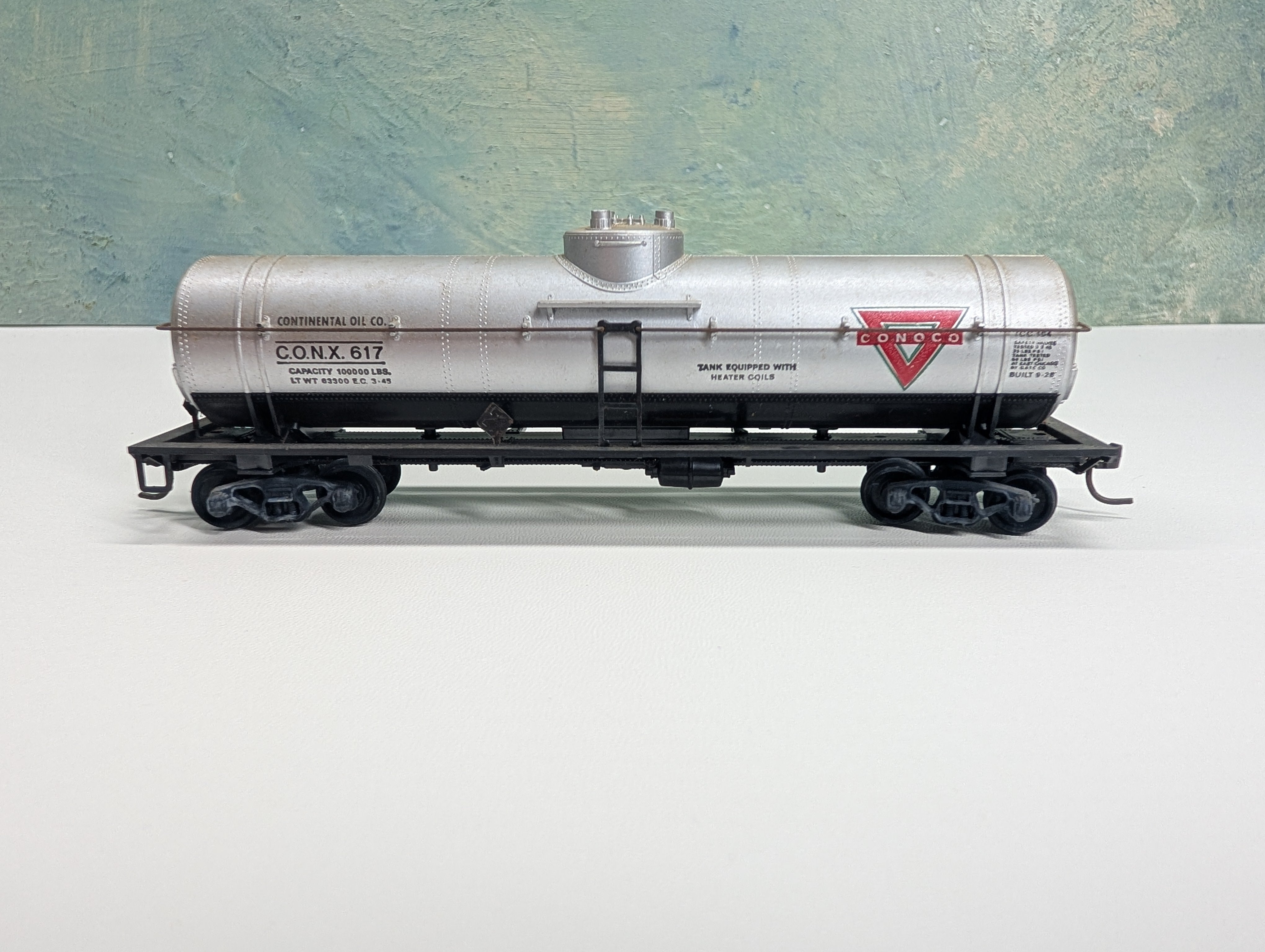 USED Athearn HO Scale Single Dome Tank Car Conoco CONX #617