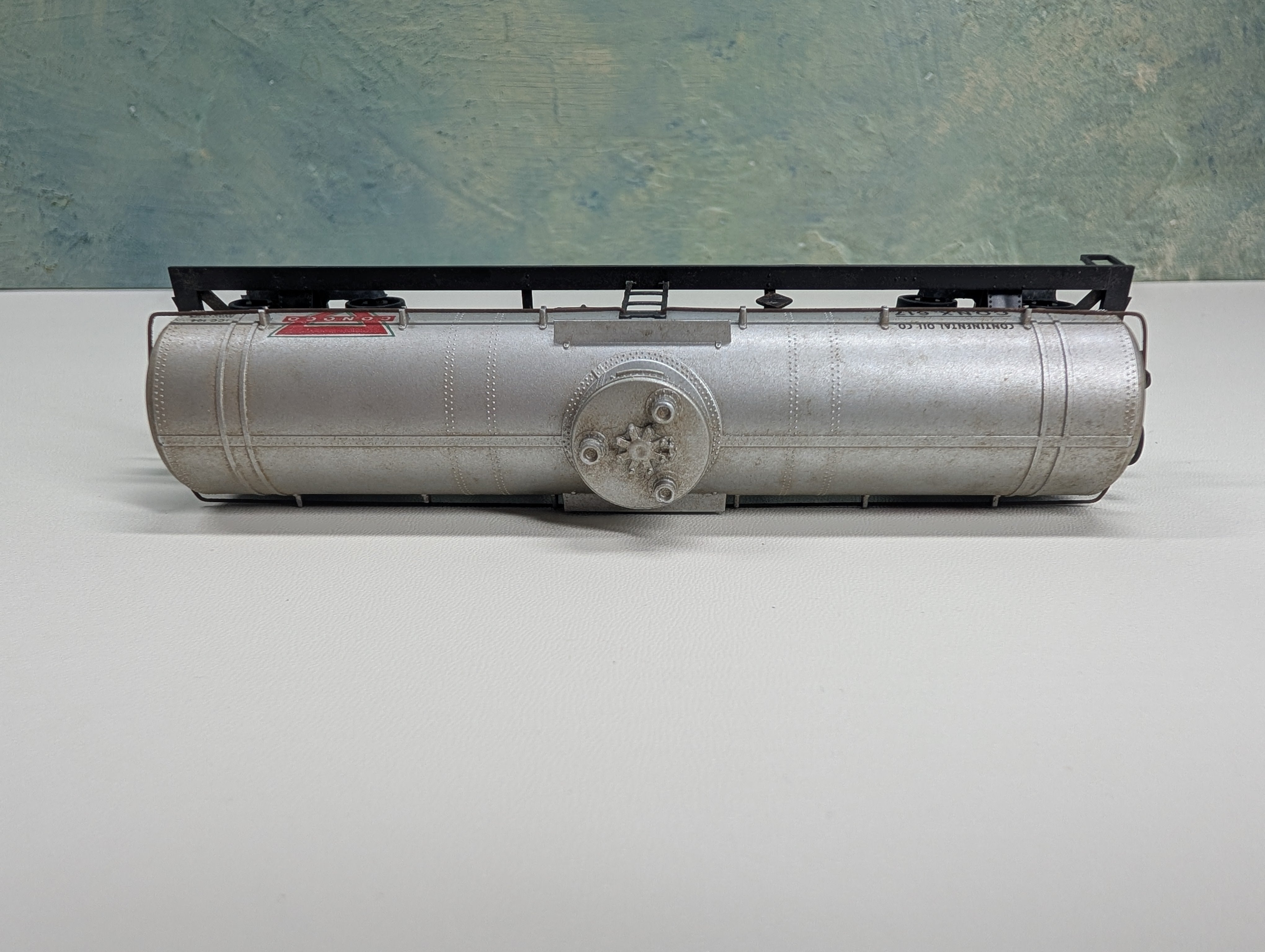 USED Athearn HO Scale Single Dome Tank Car Conoco CONX #617