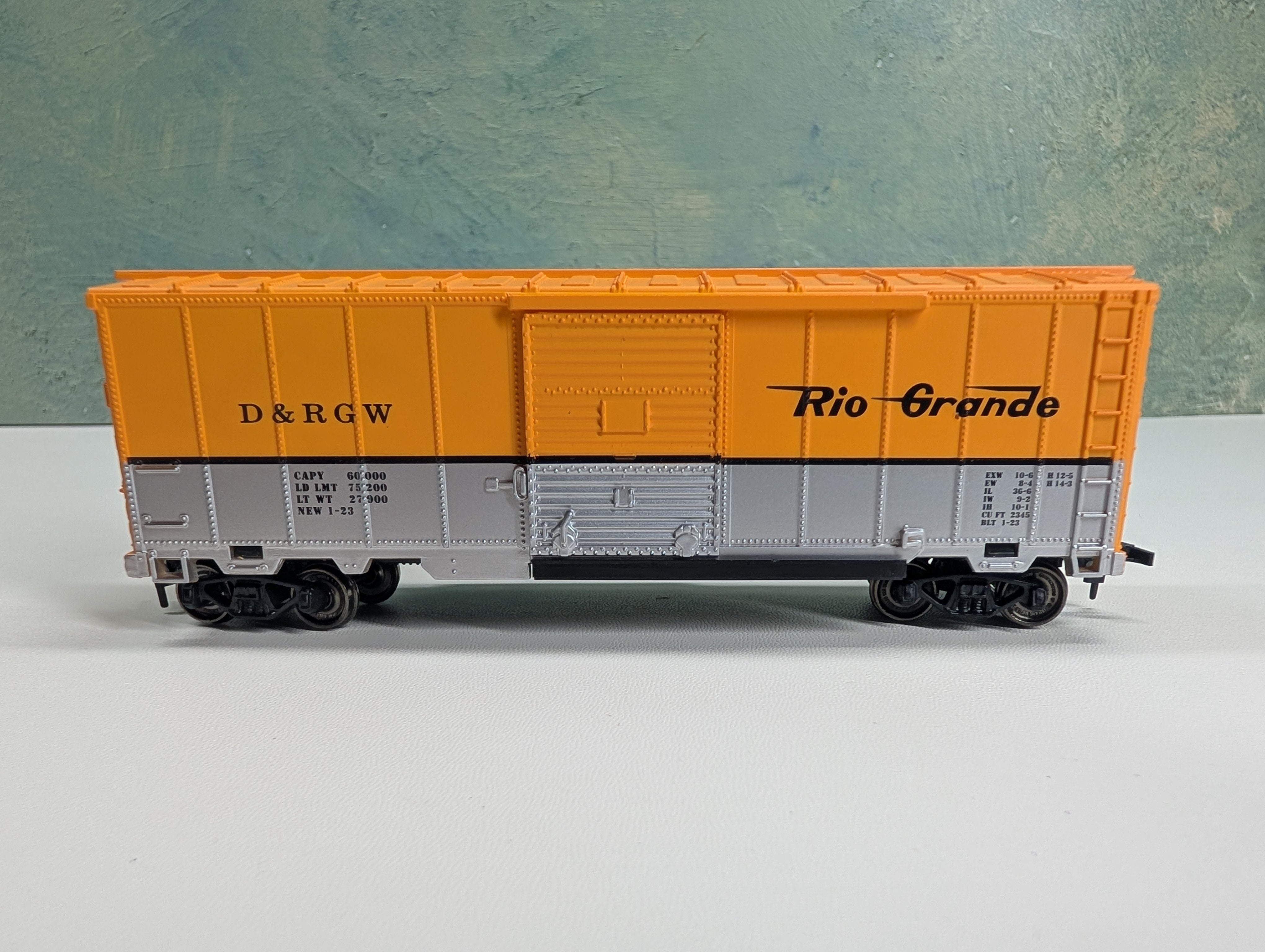 USED Model Power HO Scale 40' Box Car Rio Grande D&RGW Metal Wheels