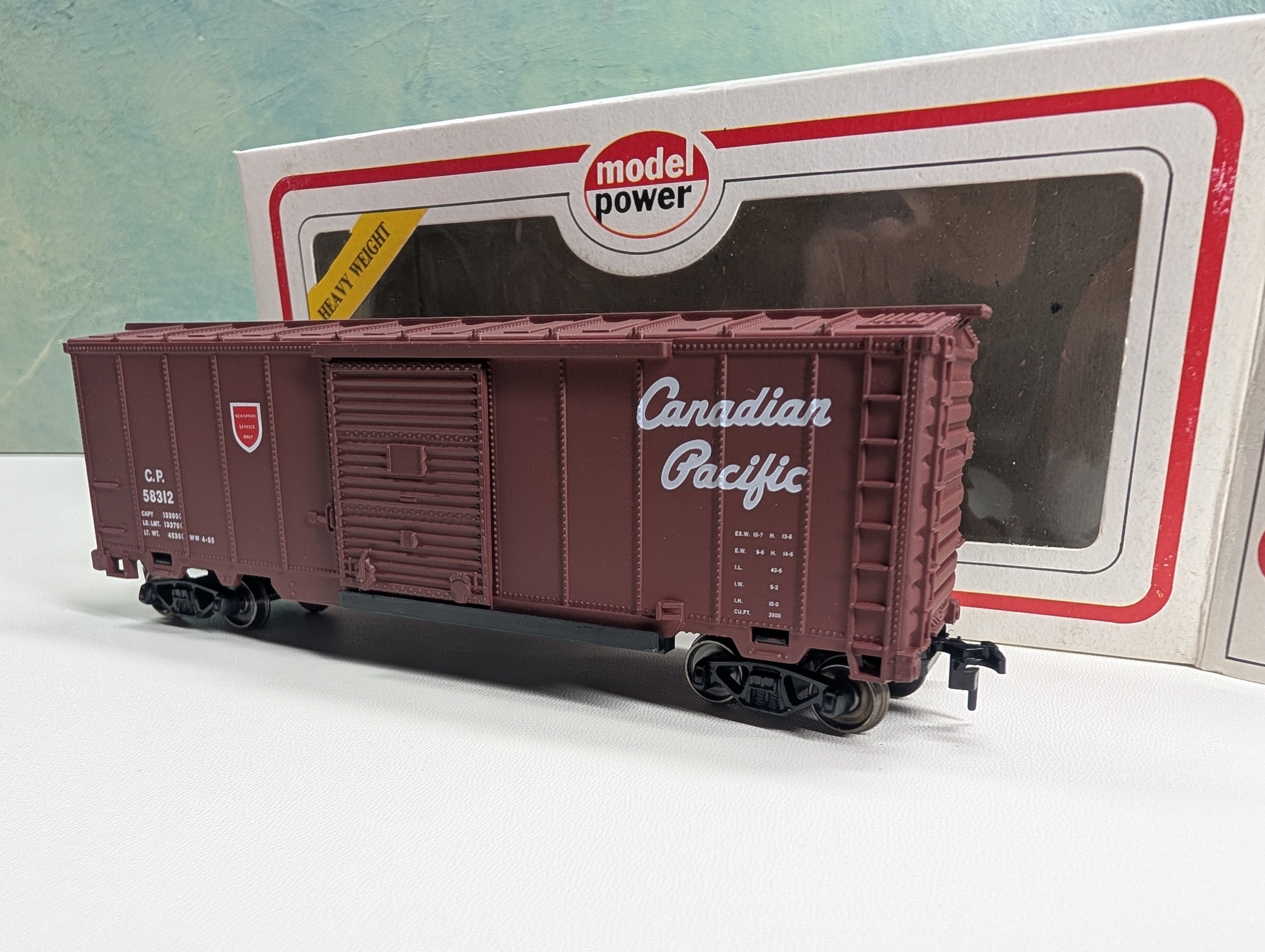 USED Model Power HO Scale 40' Box Car Canadian Pacific CP #58312 Metal Wheels