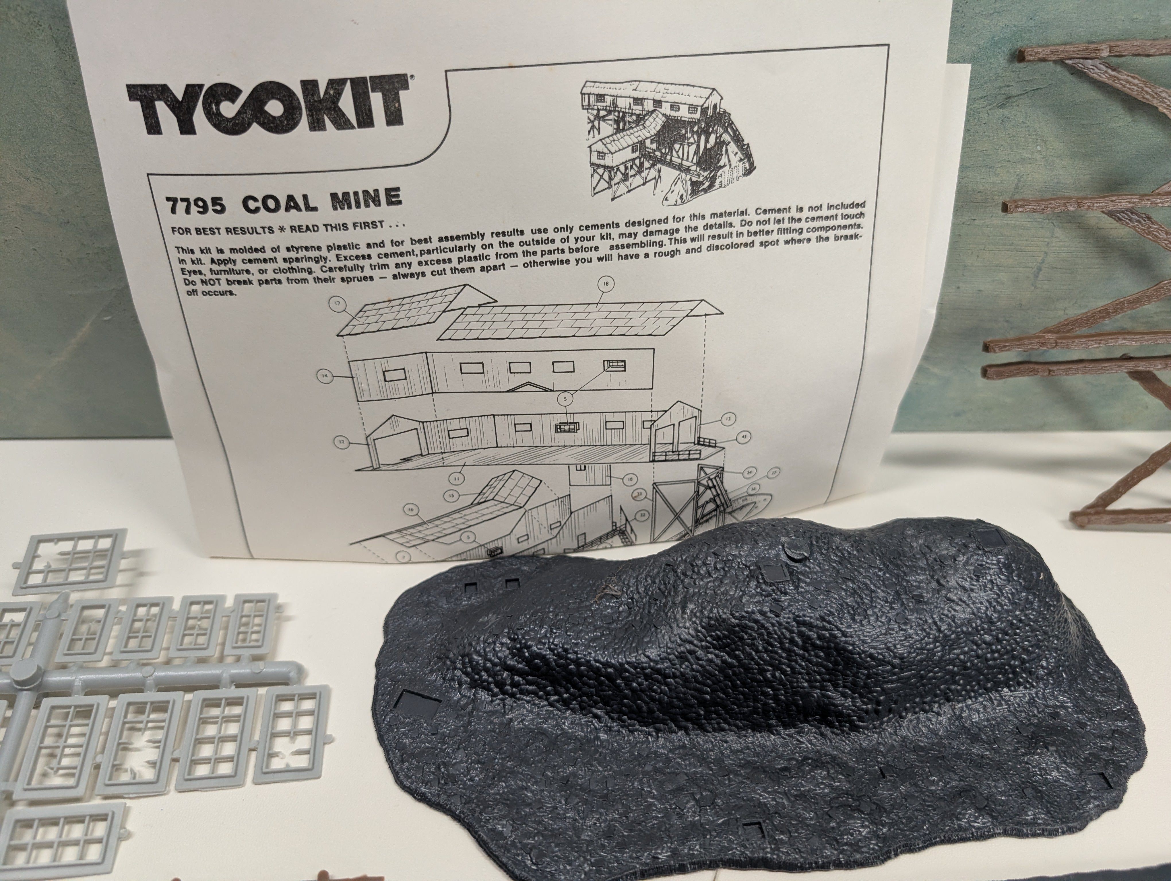 USED Tyco 7795 HO Scale Coal Mine KIT