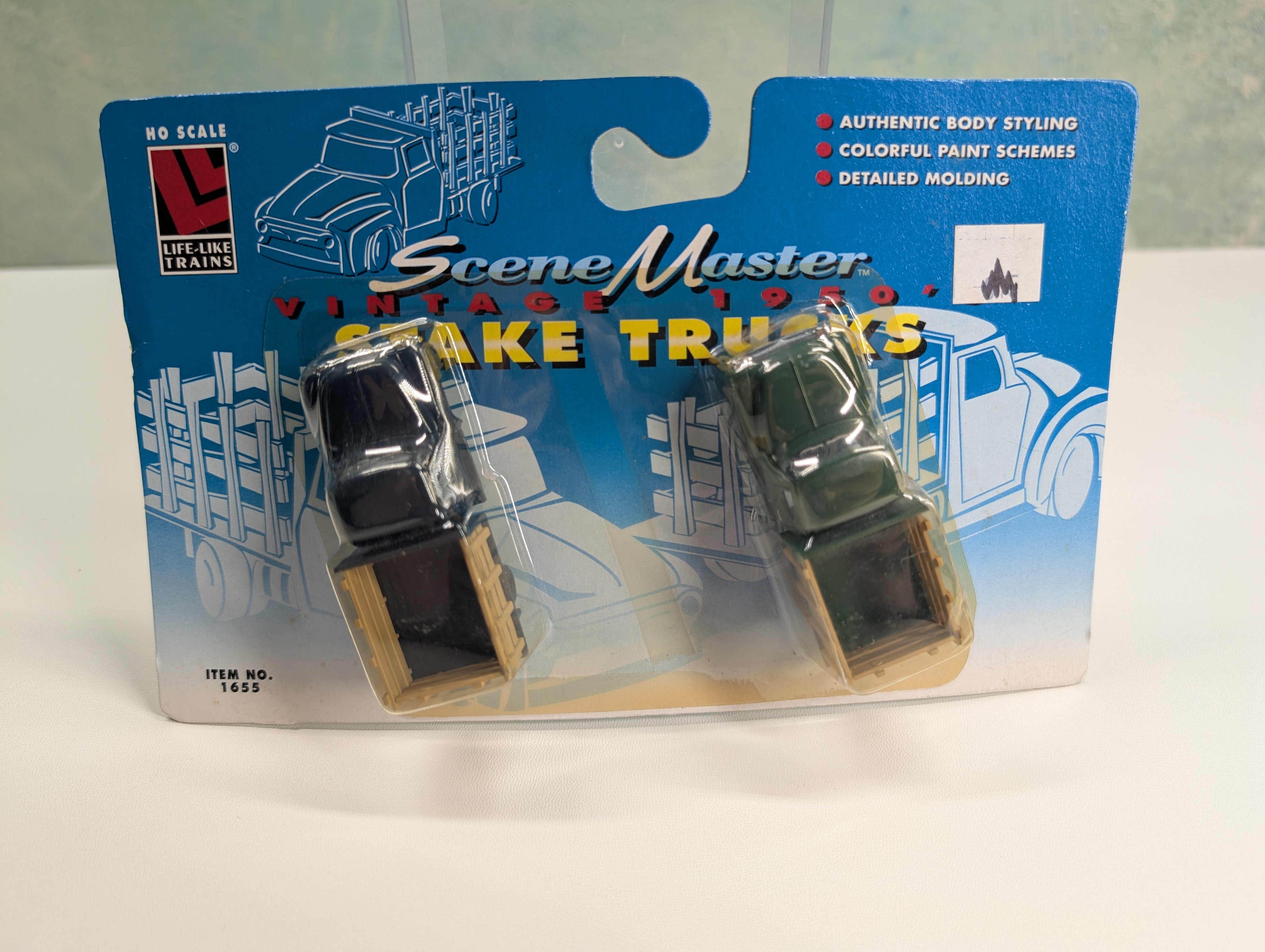 Life-Like 1655 HO Scale 1950s Stake Trucks