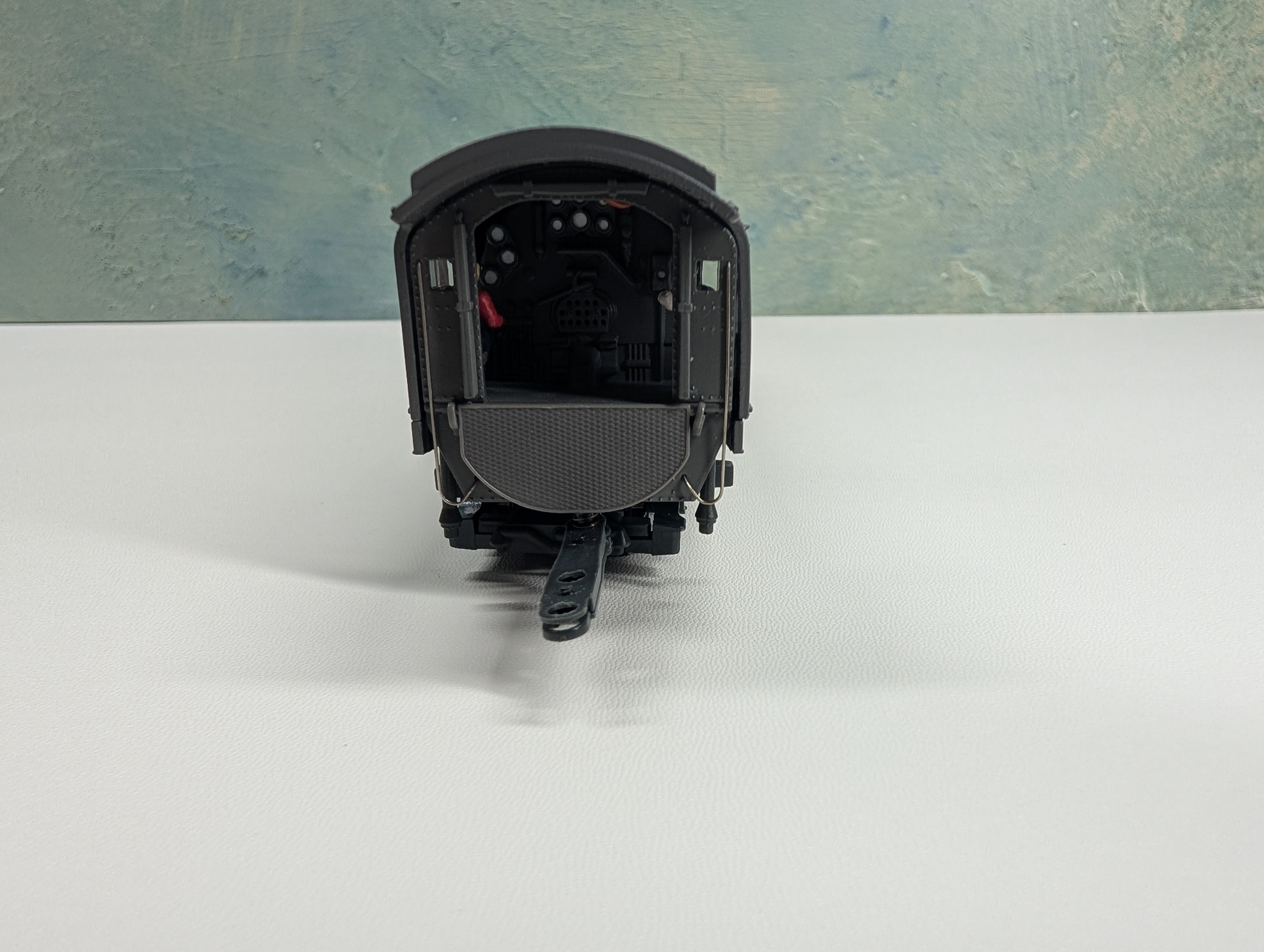 USED MTH #80-3246-1 HO Scale 4-6-4 Dreyfuss Steam Engine New York Central #5445 Runs Great, Smoke Tested PS3 DCC