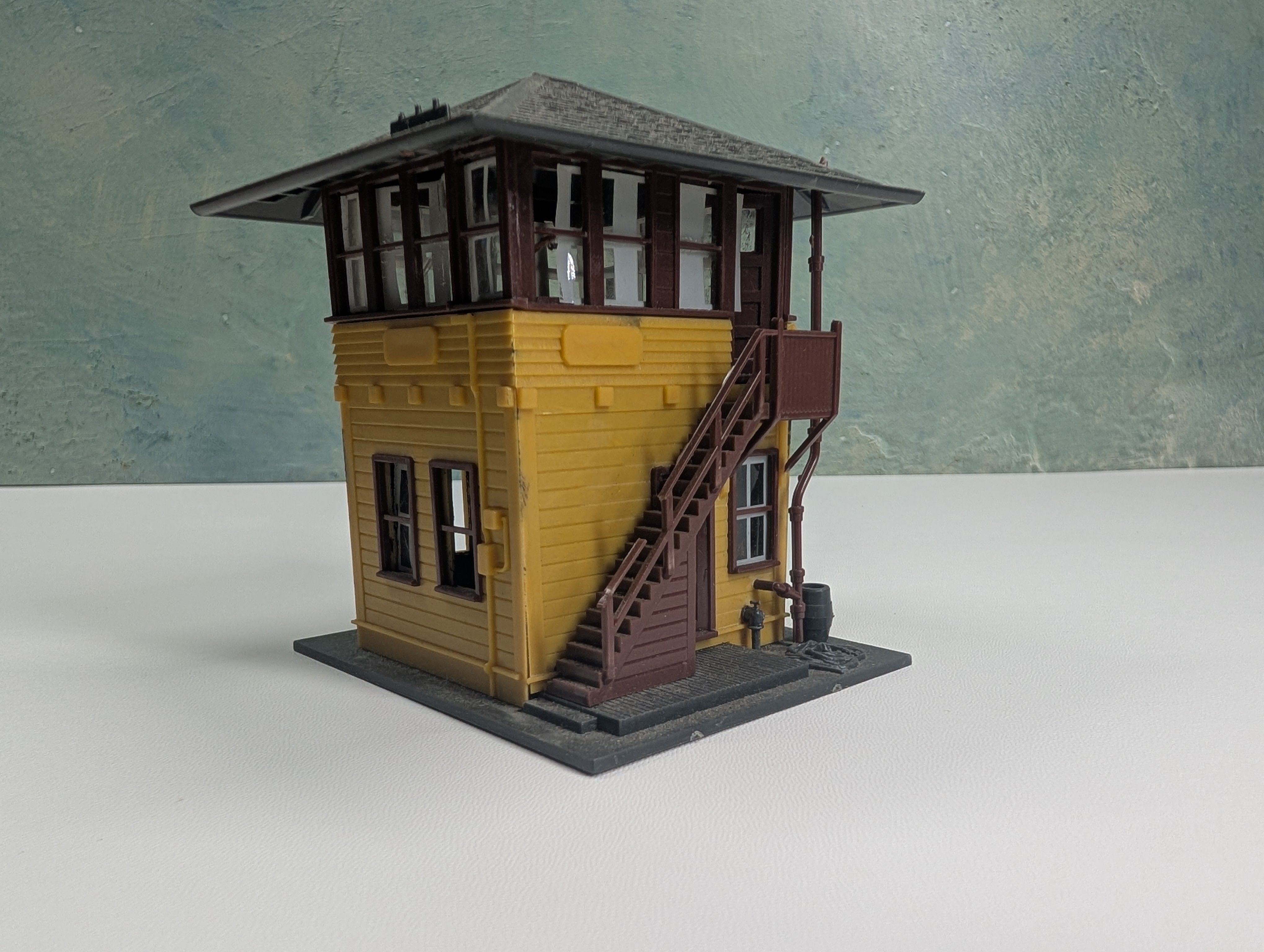 USED Revell HO Scale Guard Tower