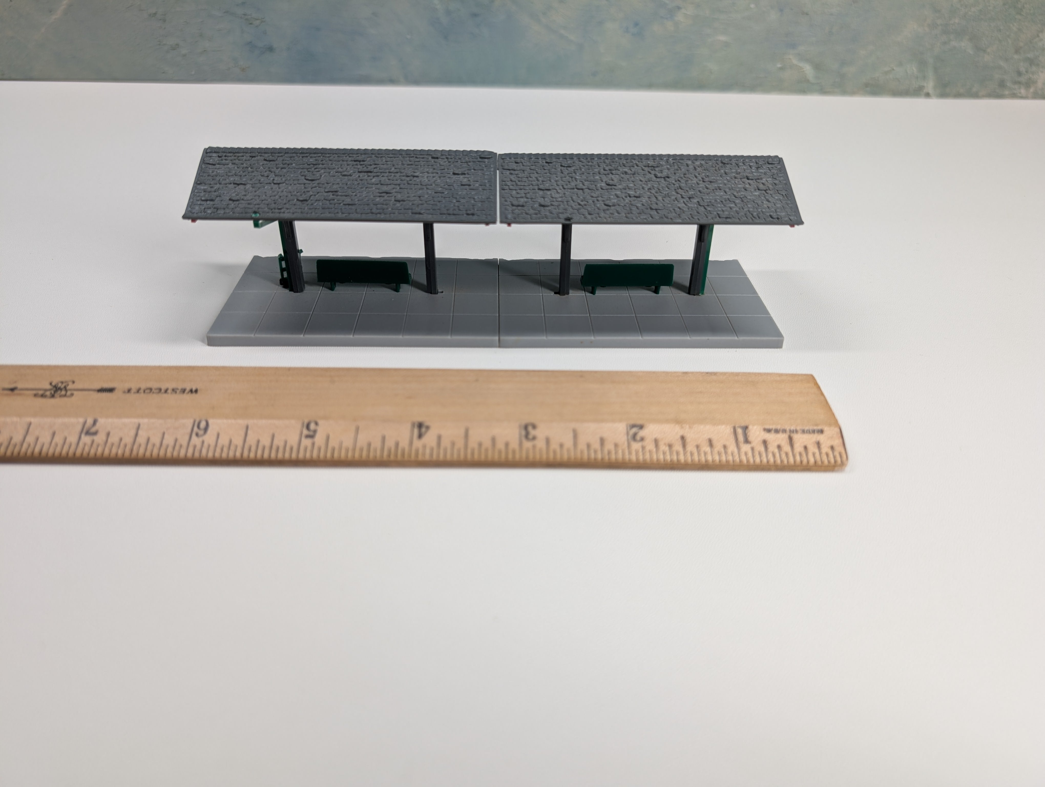 USED HO Scale Passenger Station Platform