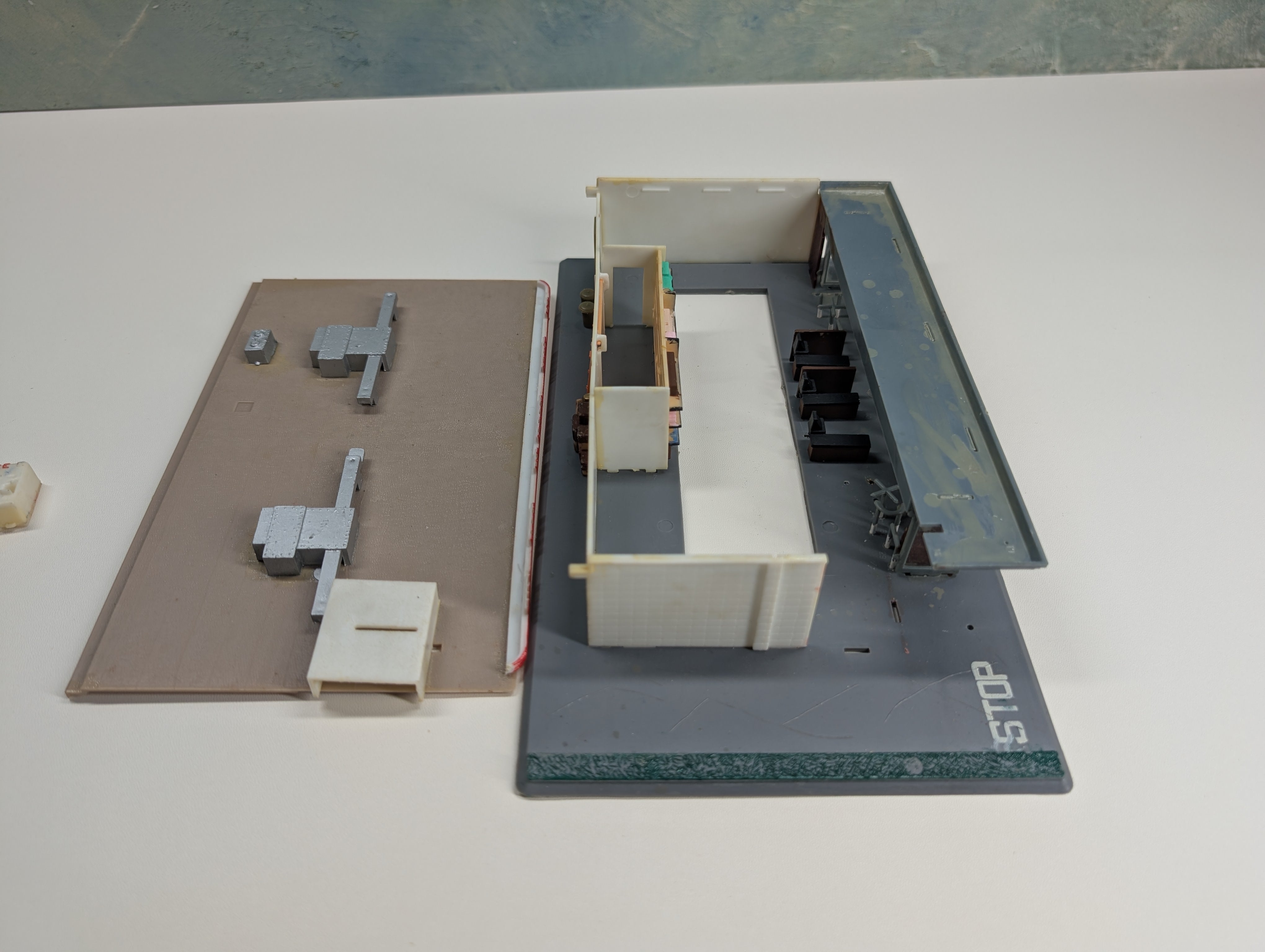 USED HO Scale 7 Eleven Convenience Store