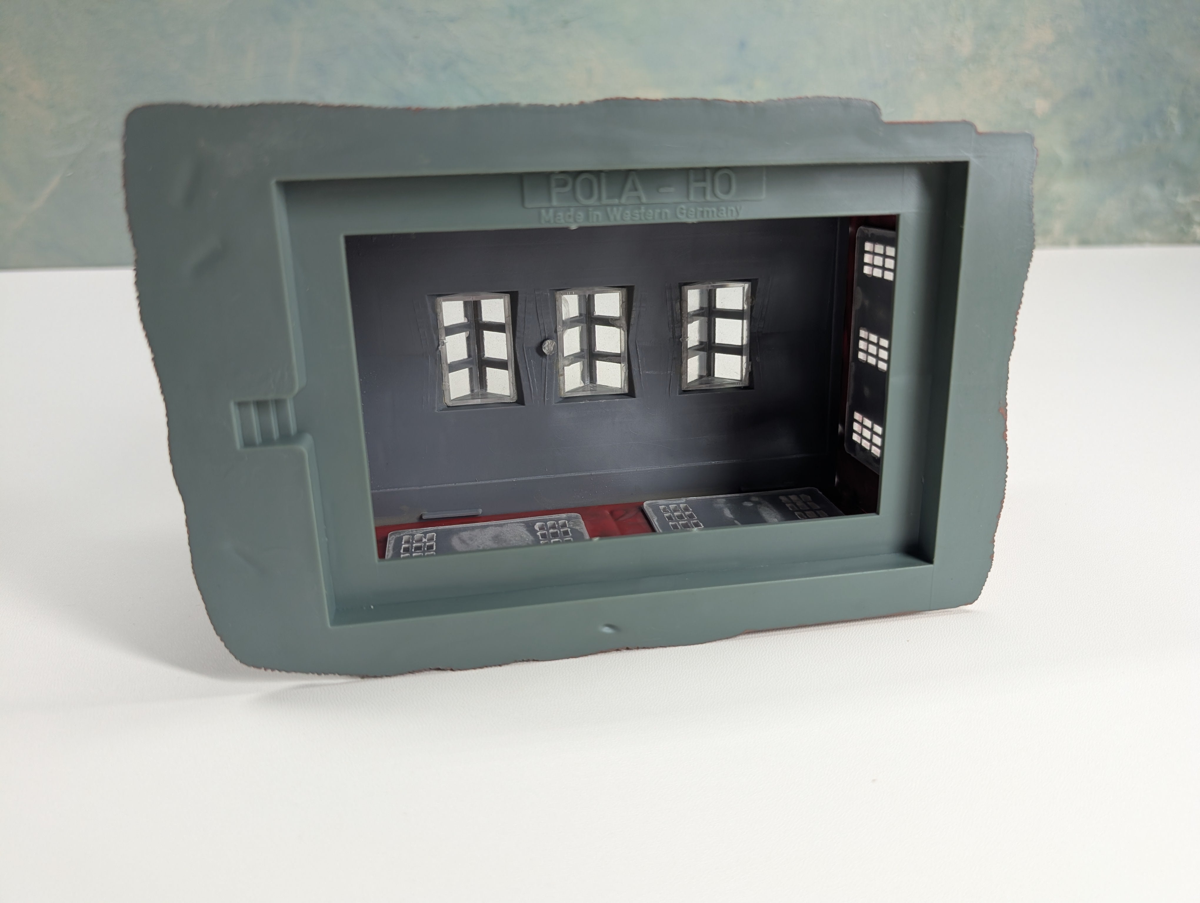 USED HO Scale Brick Warehouse