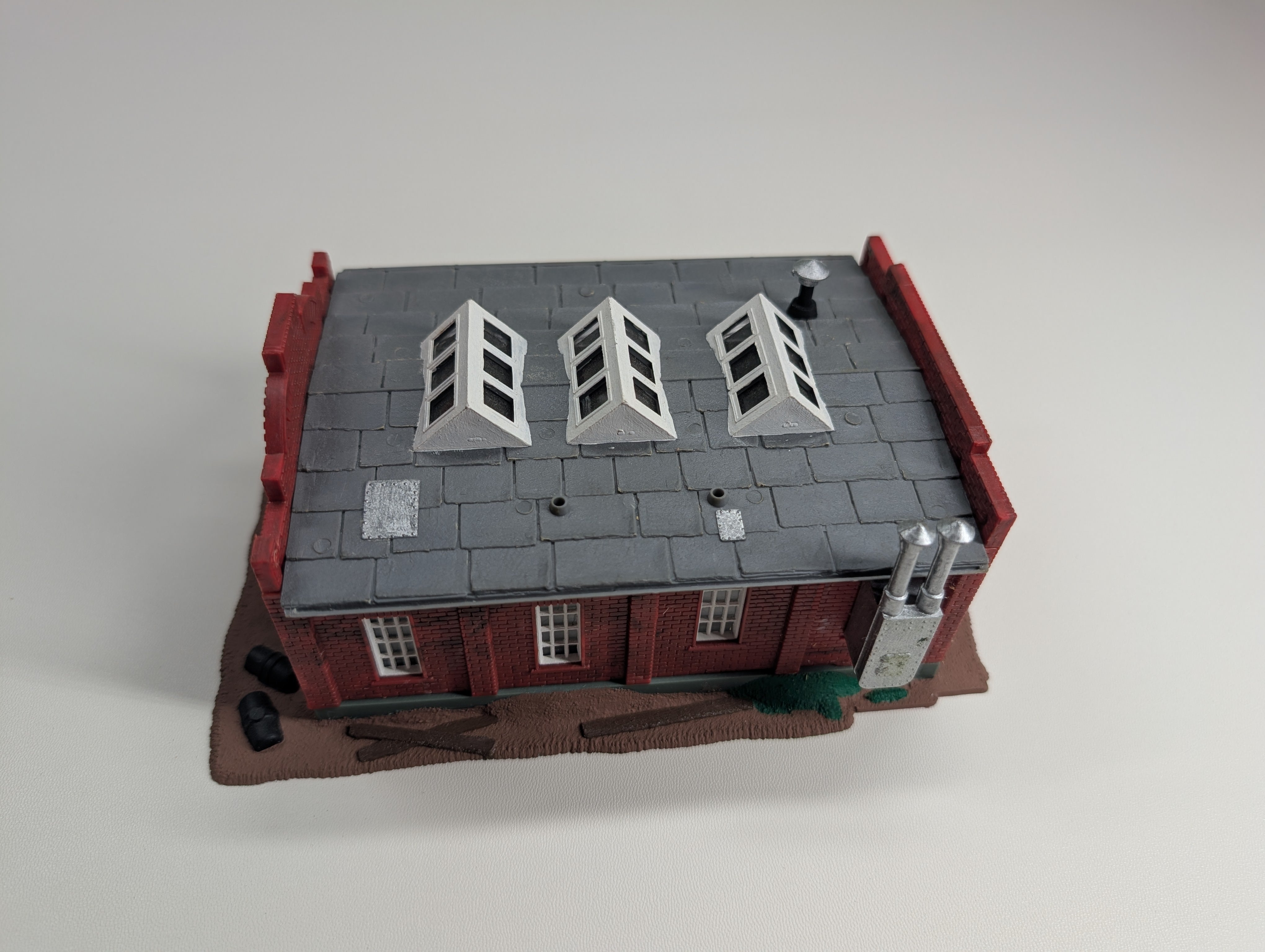 USED HO Scale Brick Warehouse