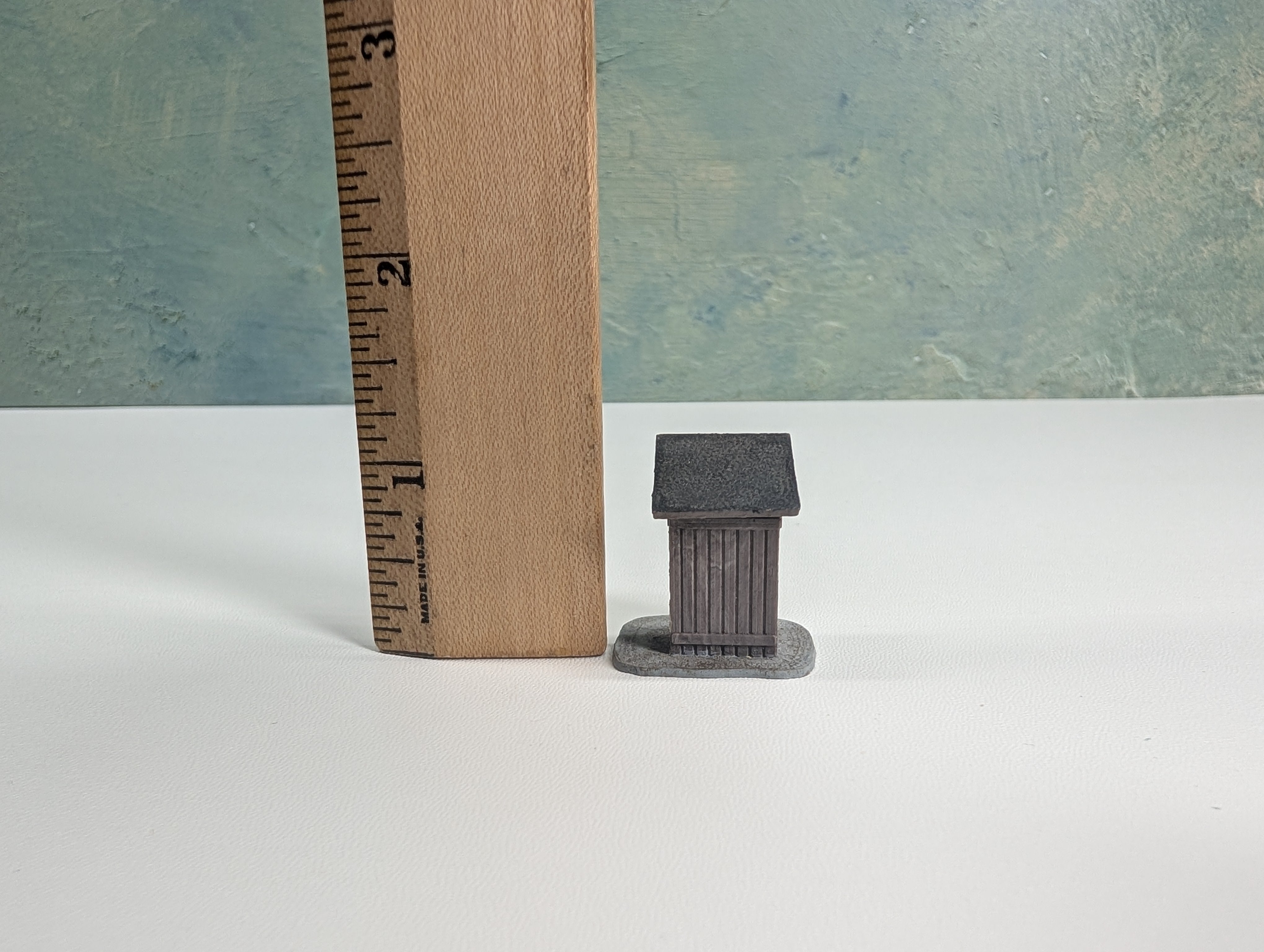 USED HO Scale Outhouse