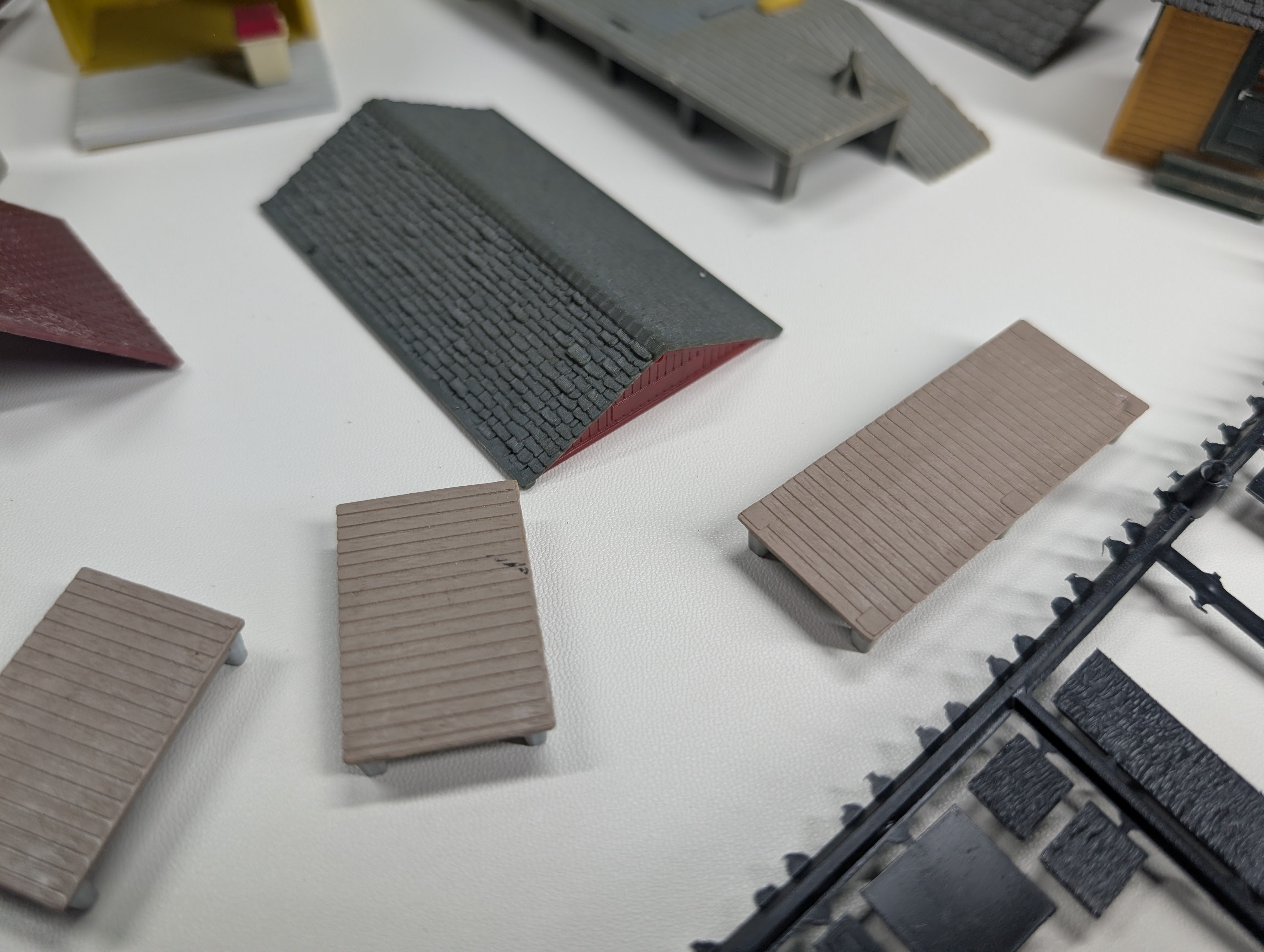 USED HO Scale Lot of Small Buildings and Building Parts, Great for Scratch Building