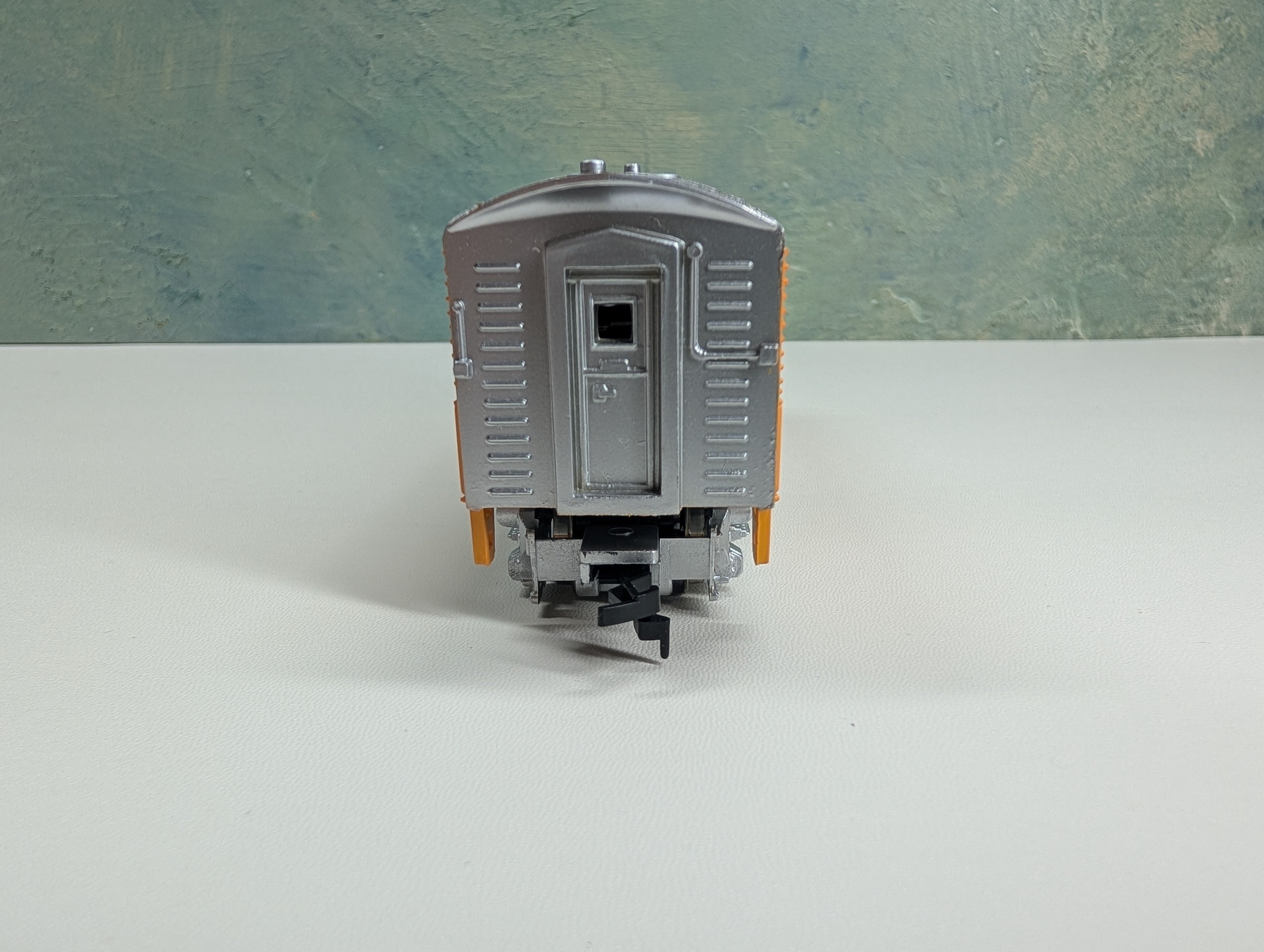 USED Model Power HO Scale F2 Diesel Locomotive Union Pacific #238 Runs Great DC