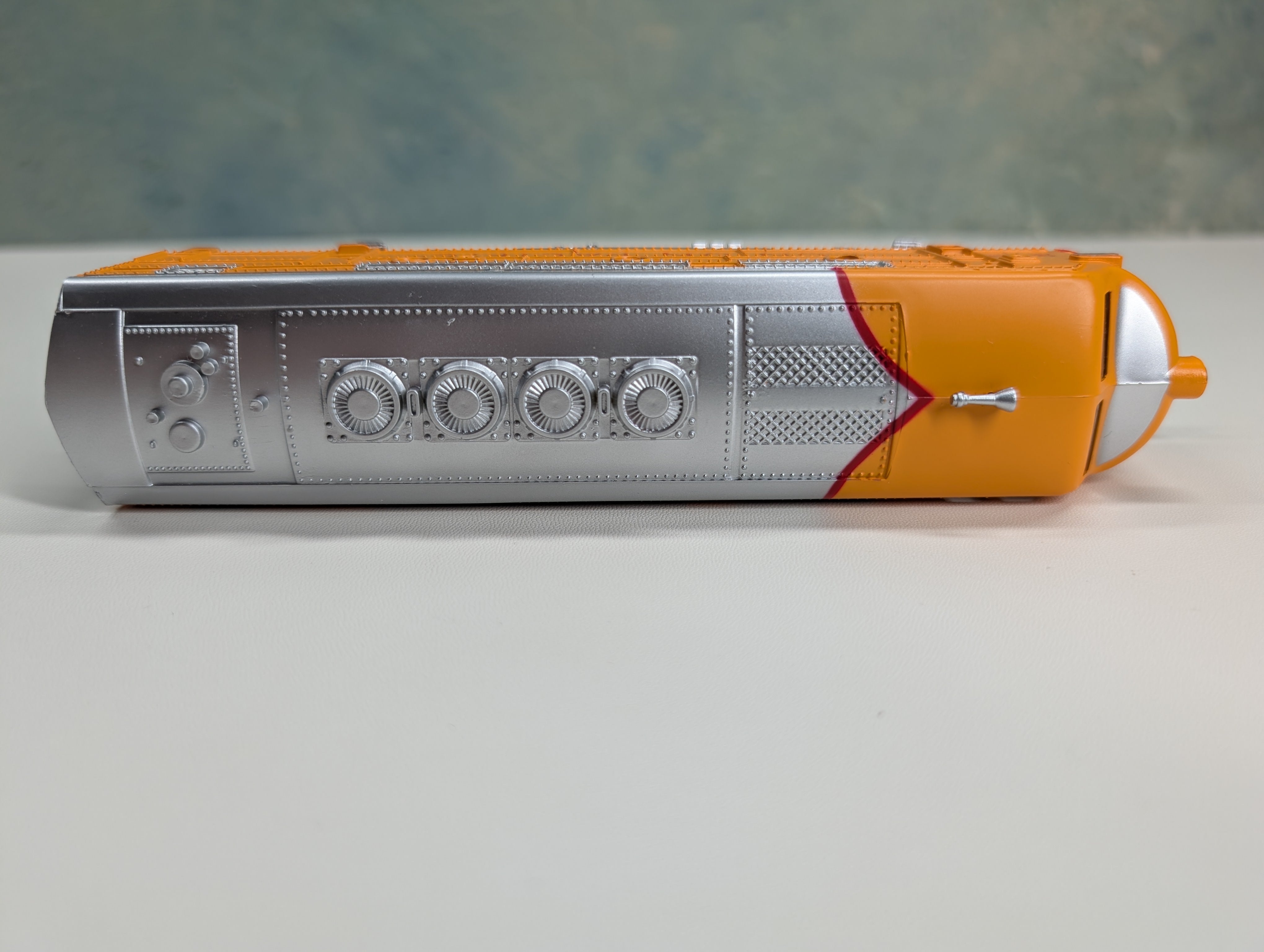 USED Model Power HO Scale F2 Diesel Locomotive Union Pacific #238 Runs Great DC