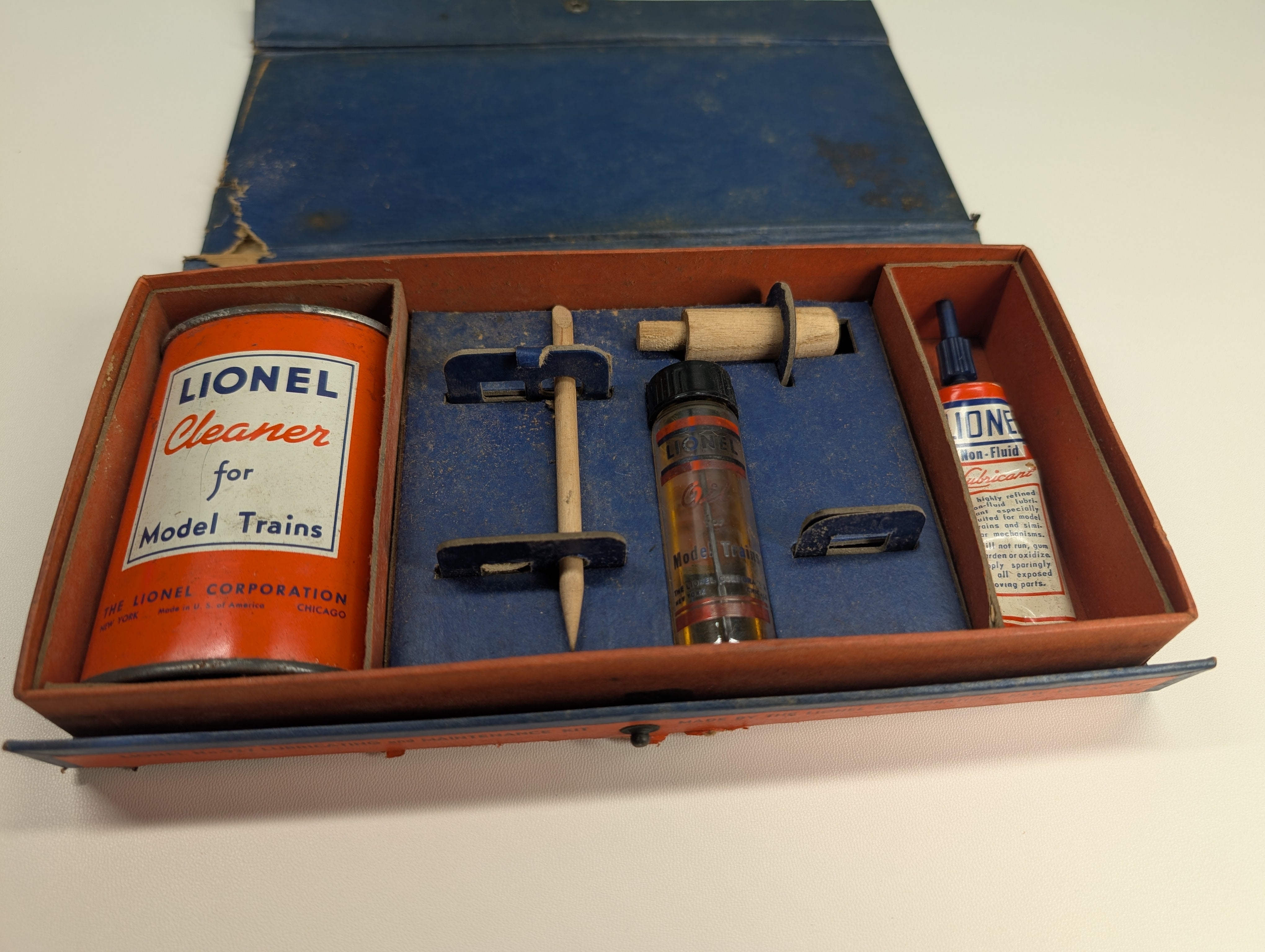 USED Lionel 927 O Lubricating and Maintenance Kit for Model Trains Vintage