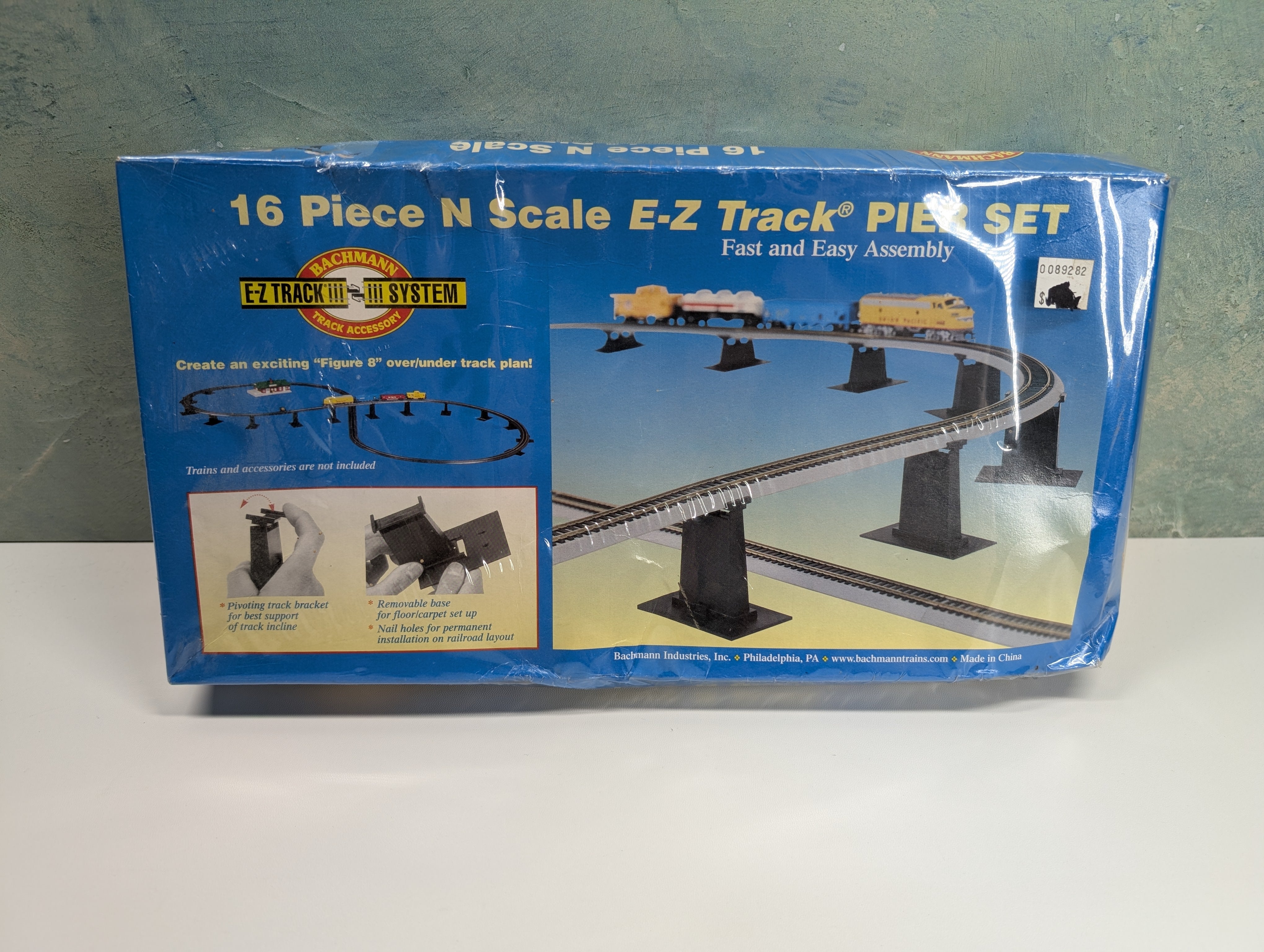Bachmann 44871 N Scale 16 Piece E-Z Track Pier Set (Sealed)