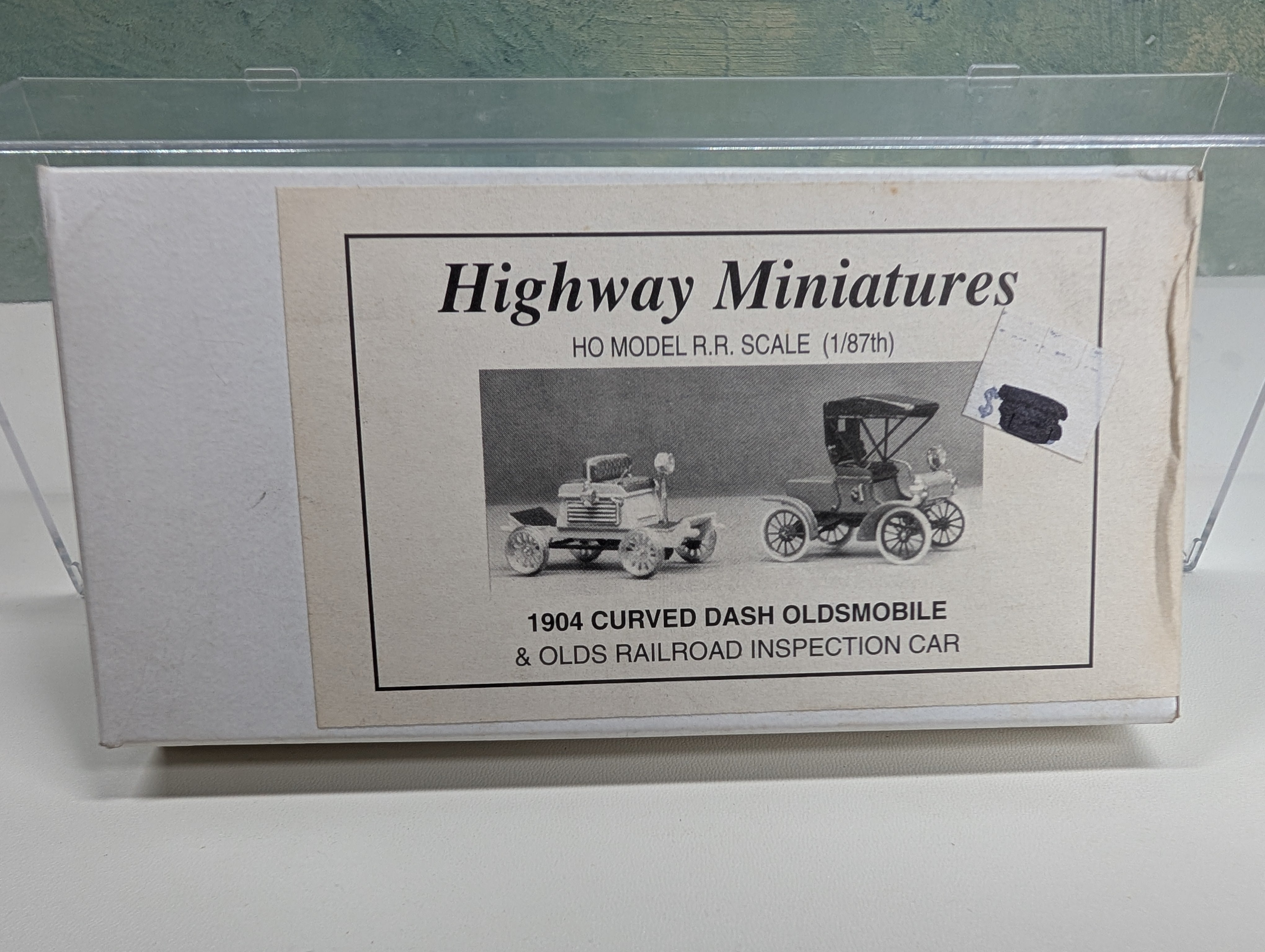 Highway Miniatures 360-228 HO Scale 1904 Curved Dash Oldsmobile & Olds Railroad Inspection Car KIT