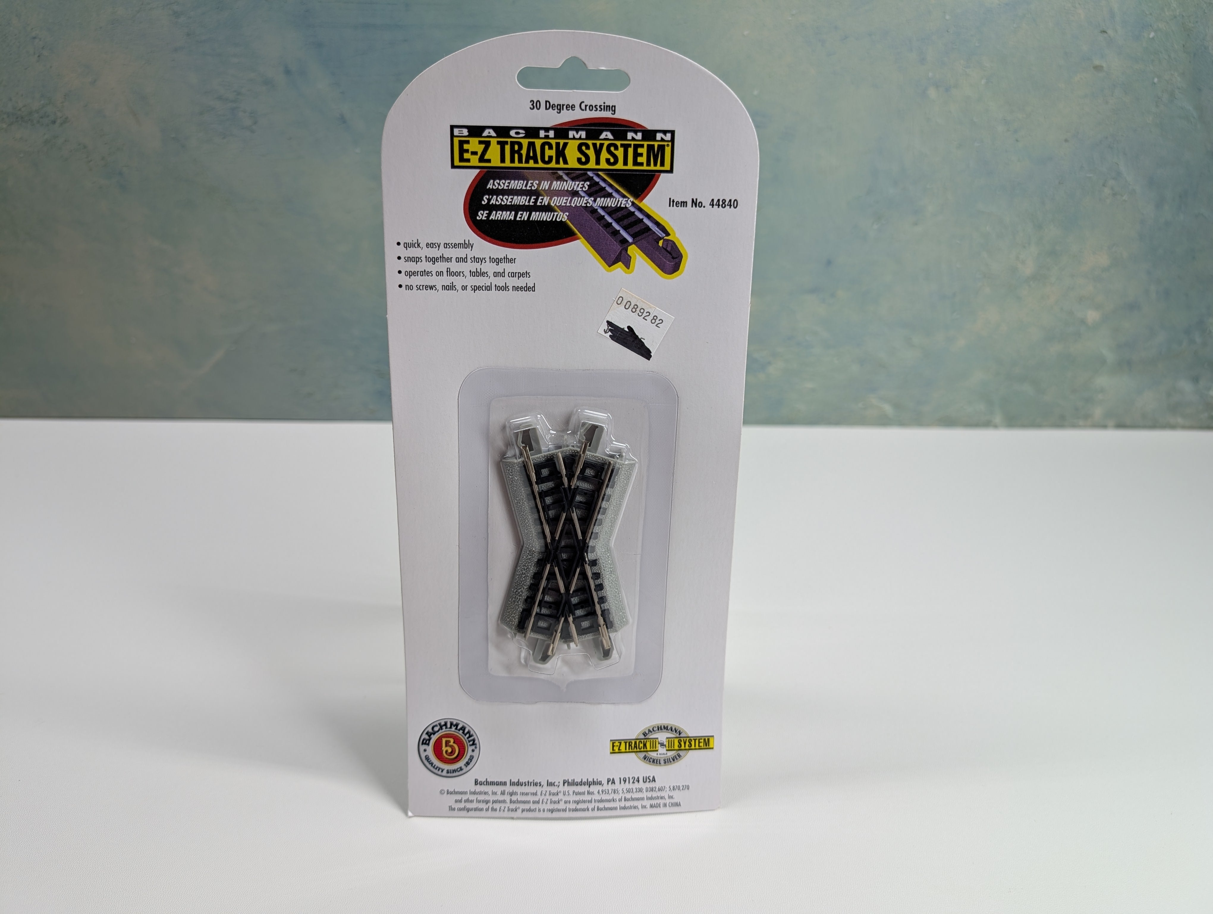 Bachmann 44840 N Scale 30 Degree Crossing E-Z Track Nickel Silver (1 pc)