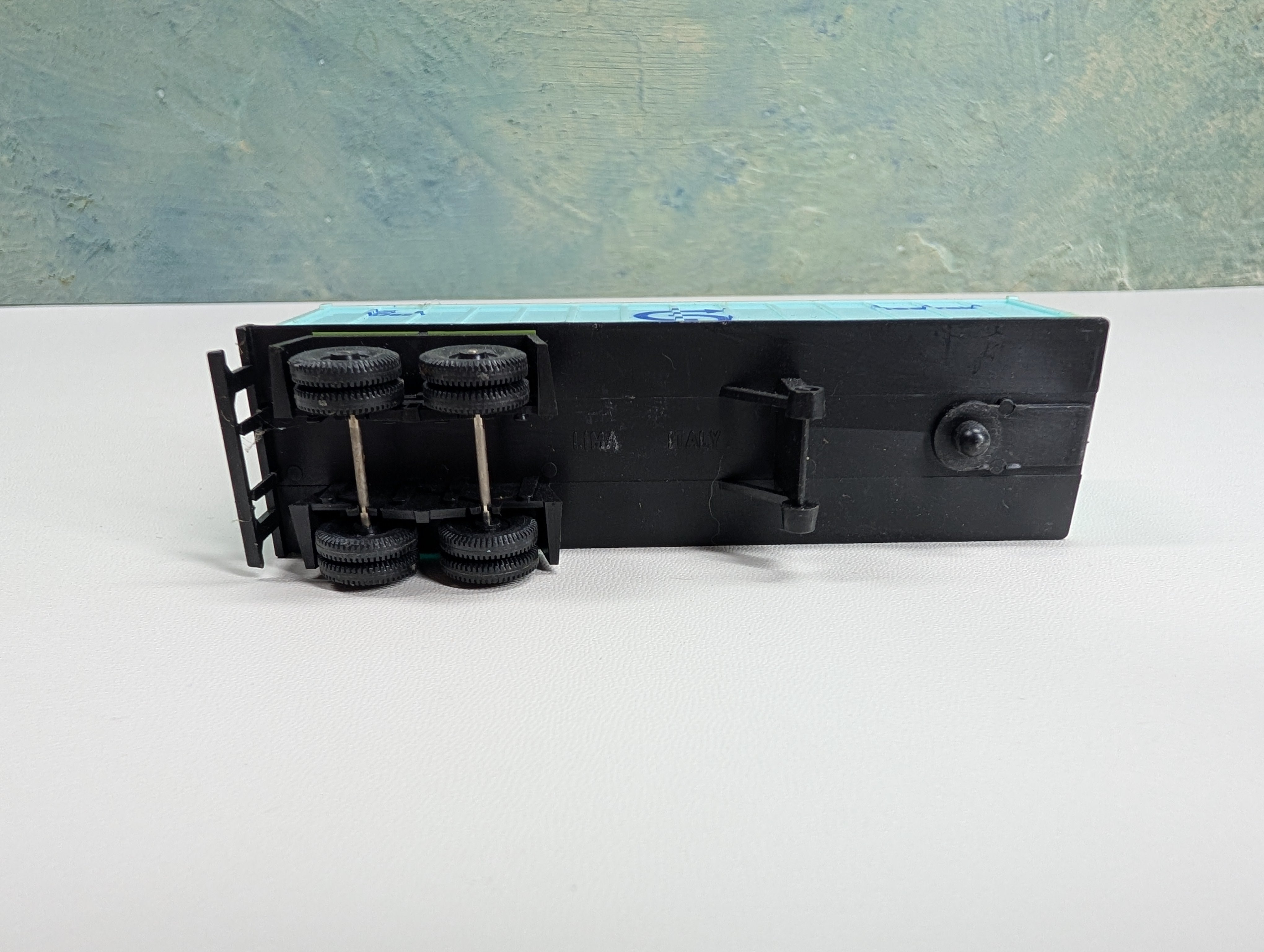 USED HO Scale 30' Trailer Seatrain 67820