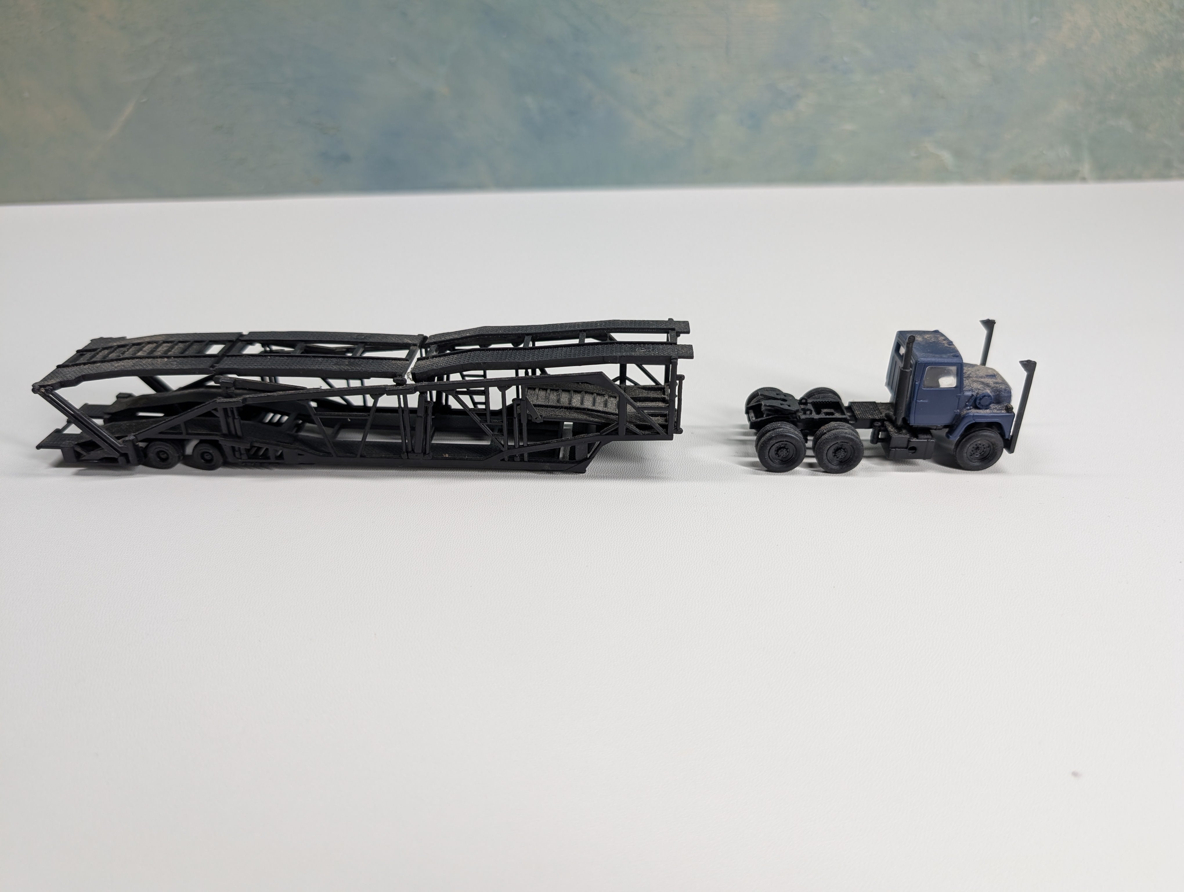 USED Atlas HO Scale Auto Carrier Trailer w/ Cab (needs work)