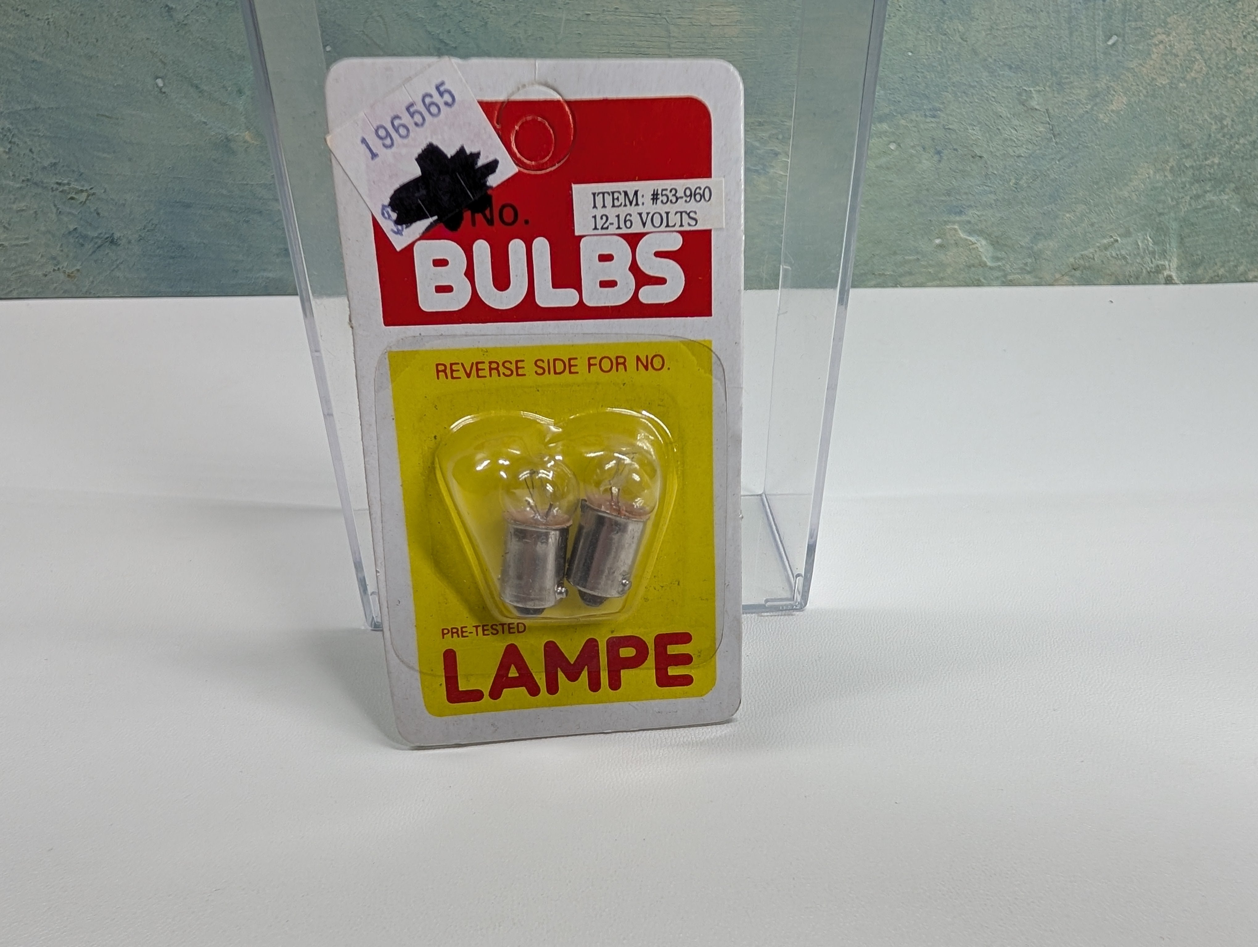 Model Power 53-960 HO Scale Bulbs 12-16 Volts (2 pcs)