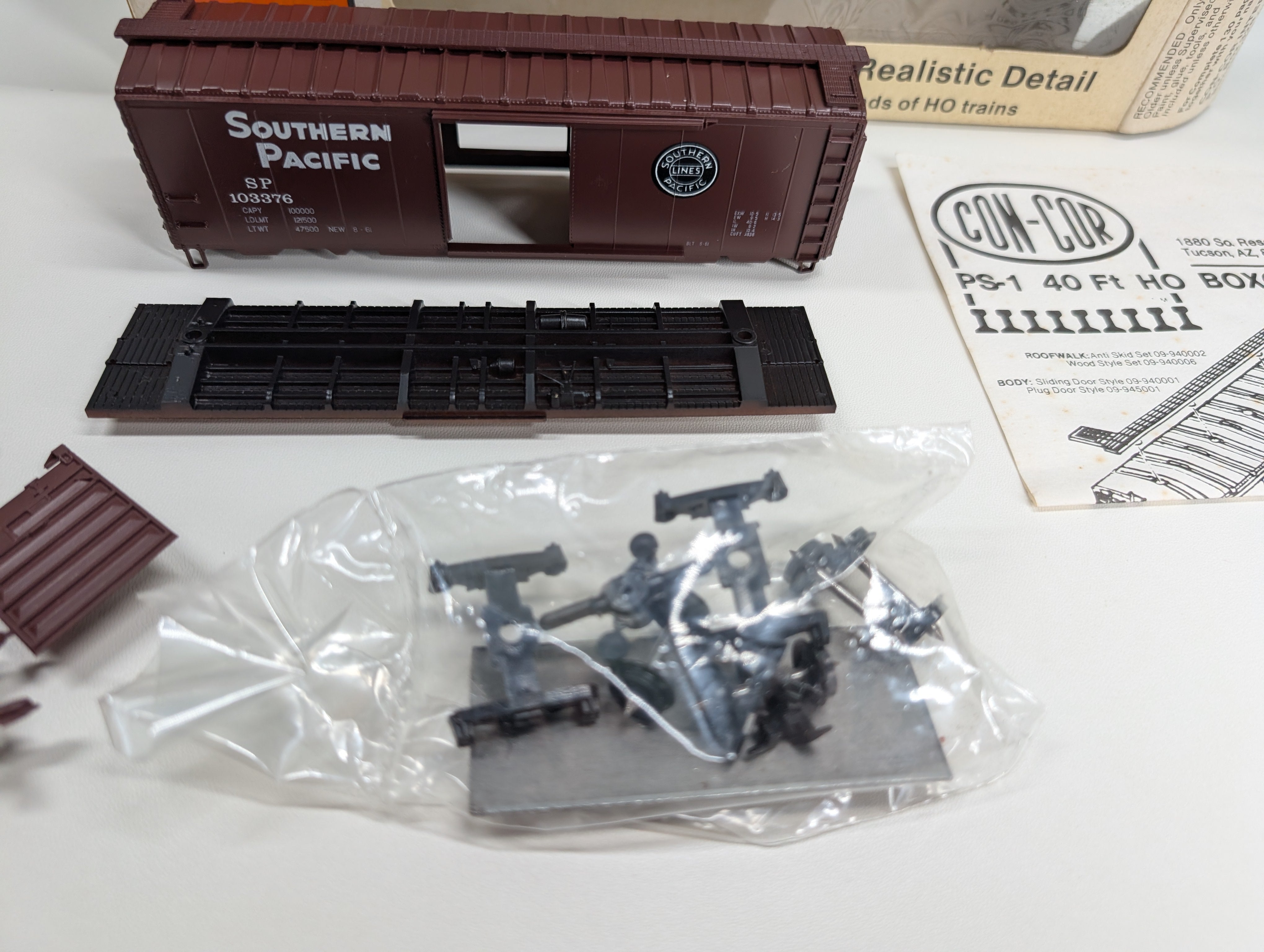 USED Con-Cor #1-009402 HO Scale PS-1 Box Car Southern Pacific SP #103376 KIT