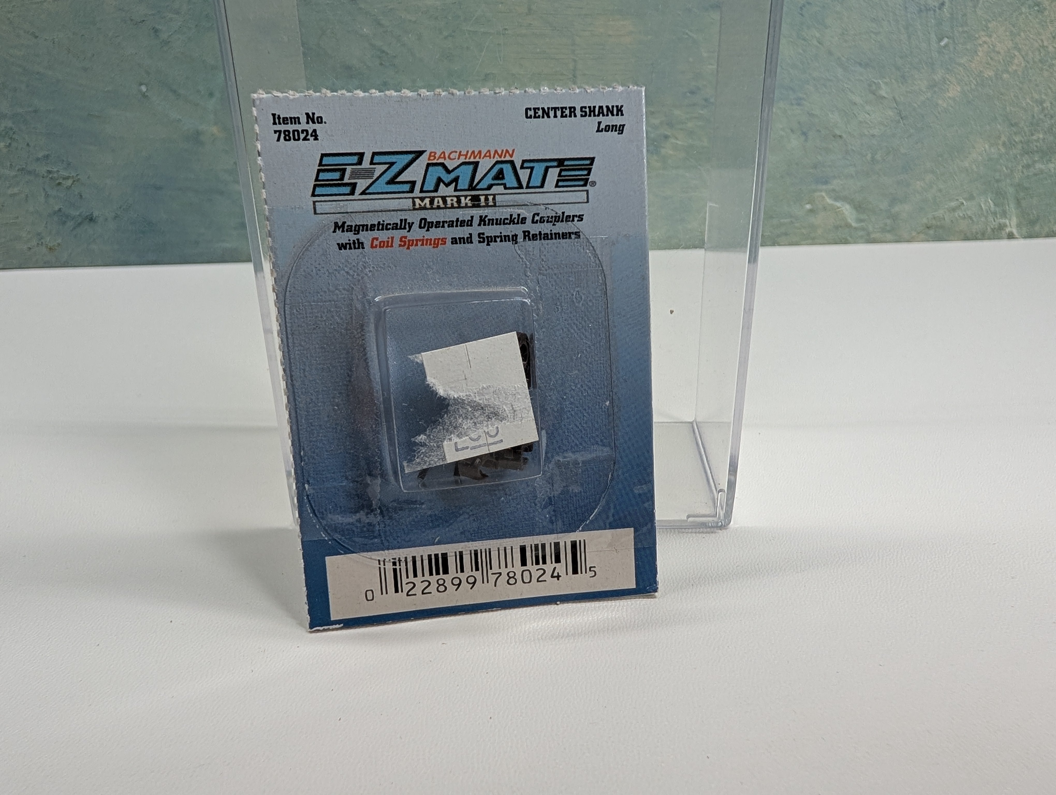 Bachmann 78024 HO Scale Center Shank, Long E-Z Mate Couplers (2 pcs)